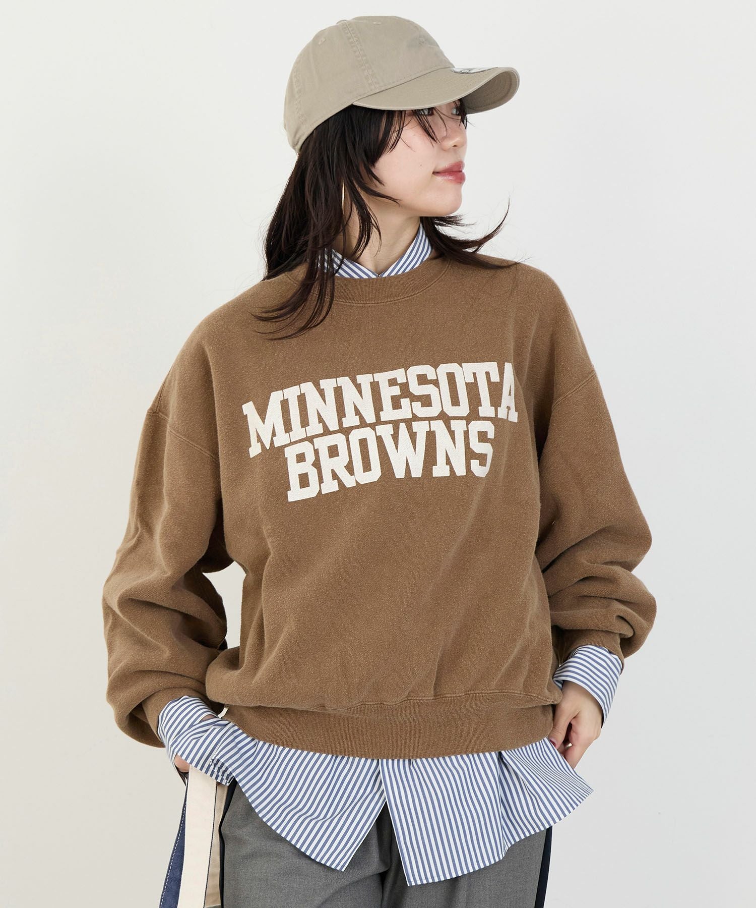 REMI RELIEF】別注-SP加工裏起毛ロゴスウェット | MICA&DEAL ONLINE STORE