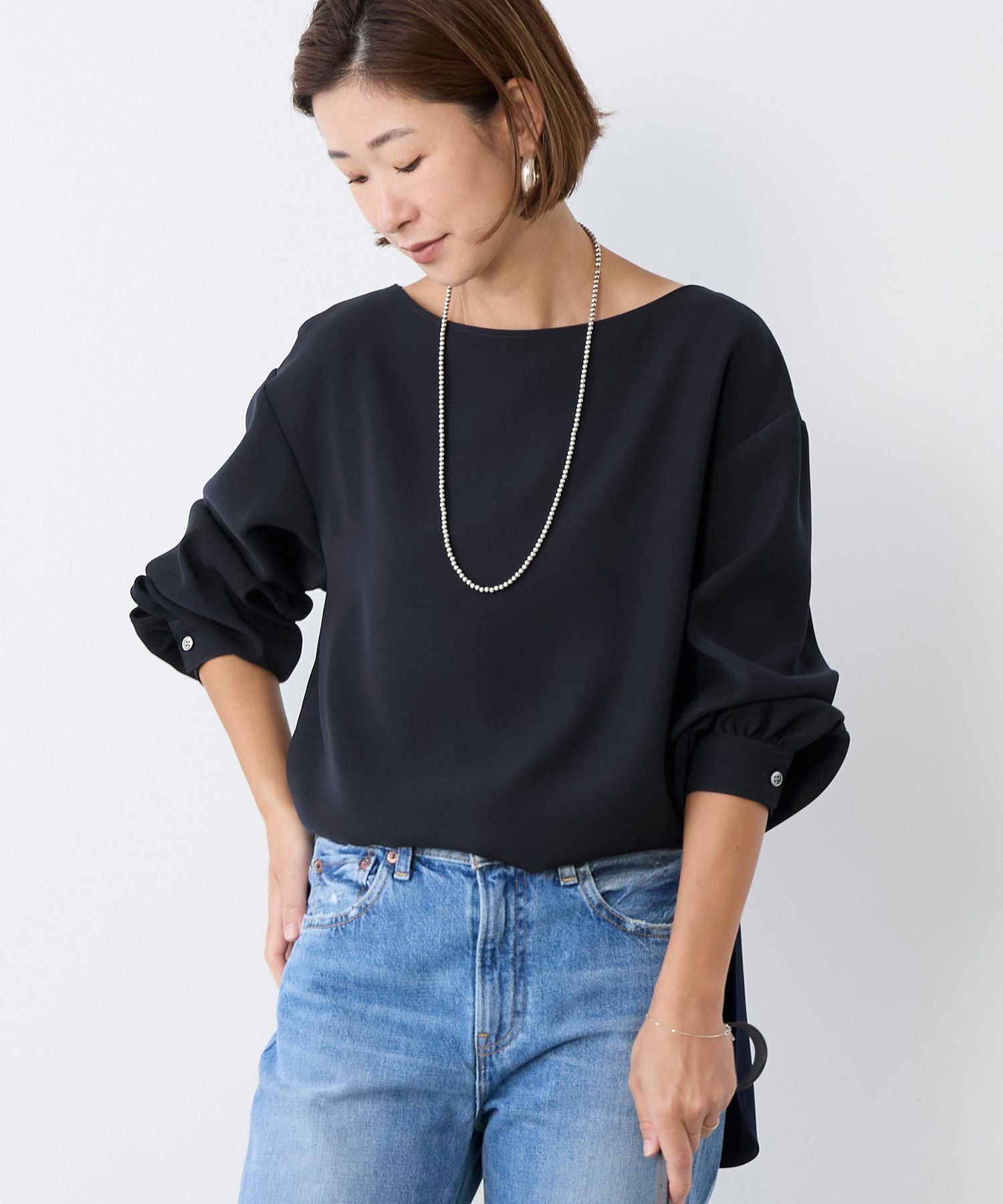 シルキーボートネックブラウス | MICA&DEAL ONLINE STORE