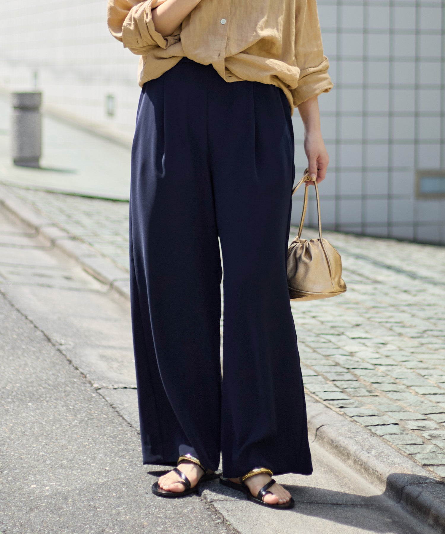 シルキーストレートワイドパンツ | MICA&DEAL ONLINE STORE
