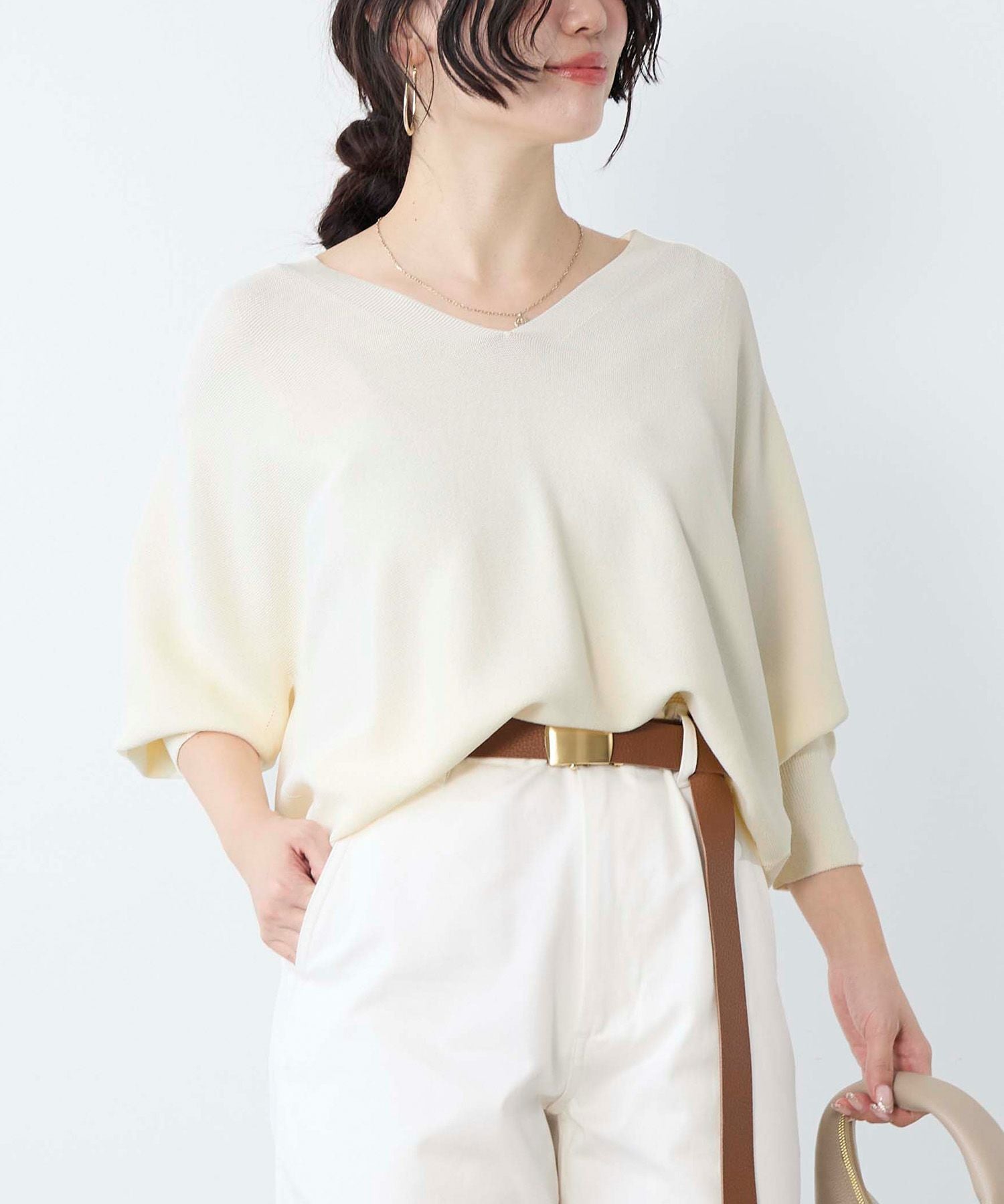 ホールガーメントVネックニットプルオーバー | MICA&DEAL ONLINE STORE
