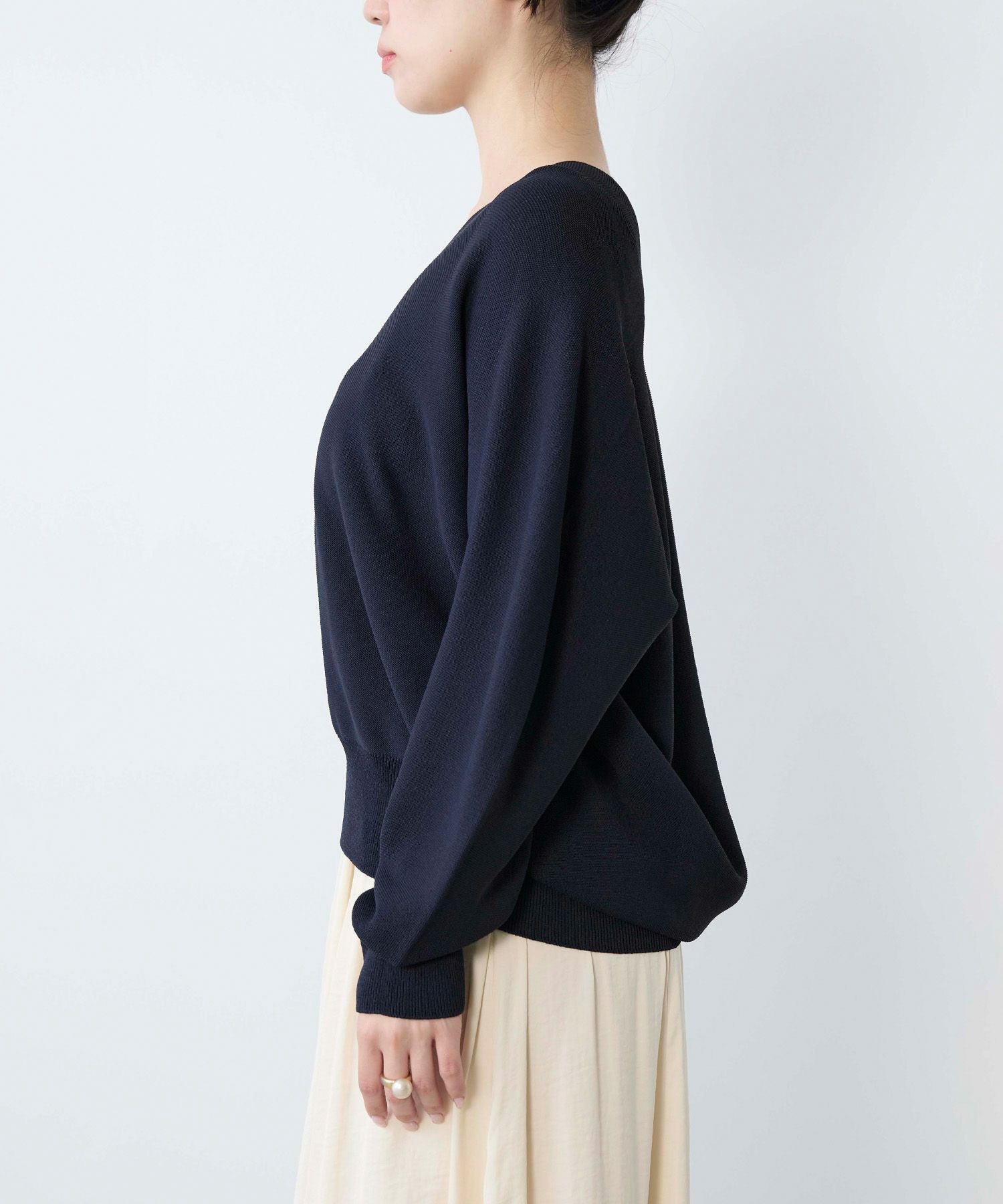ホールガーメントVネックニットプルオーバー | MICA&DEAL ONLINE STORE