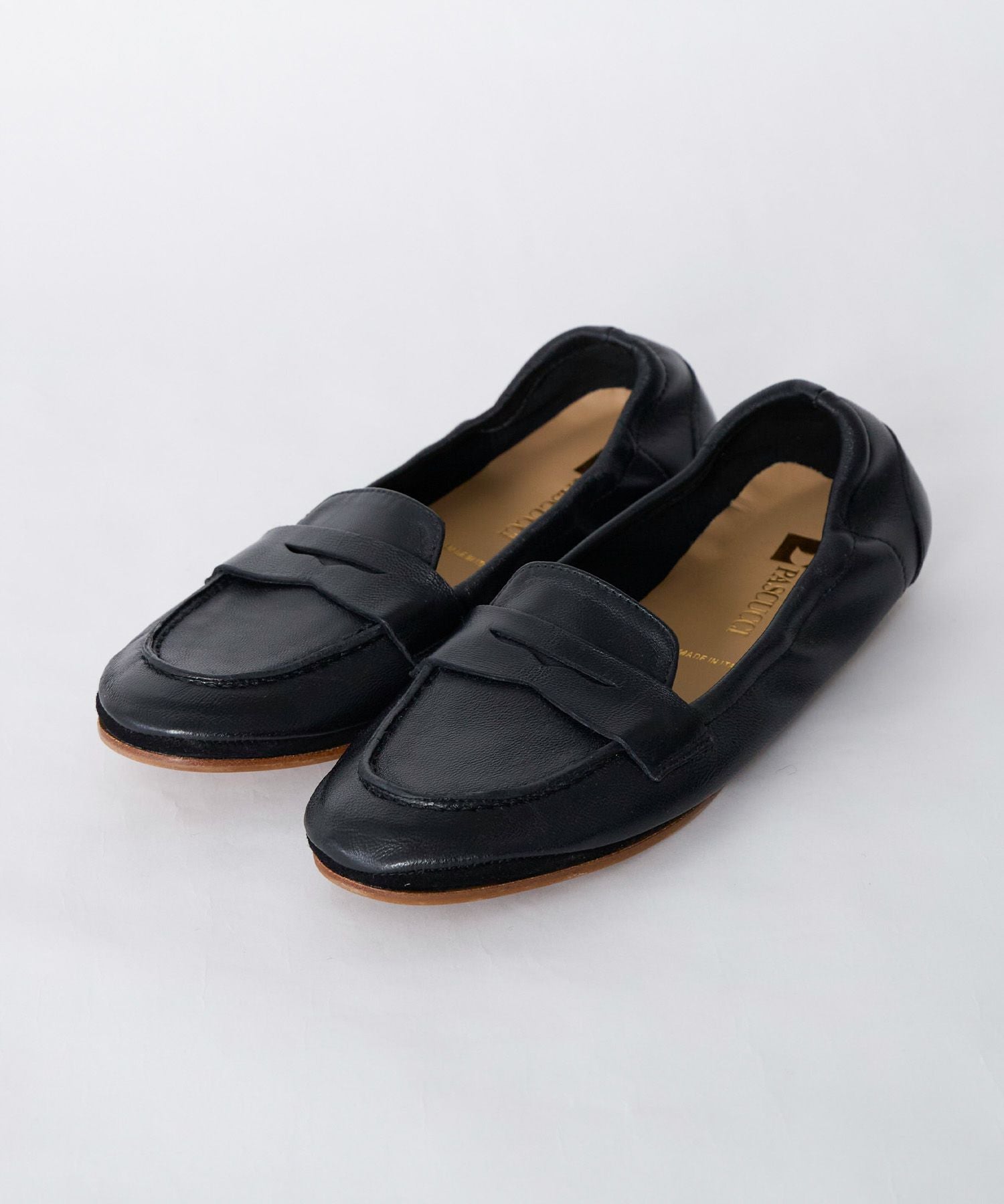 PASCUCCI】ソフトローファー | MICA&DEAL ONLINE STORE