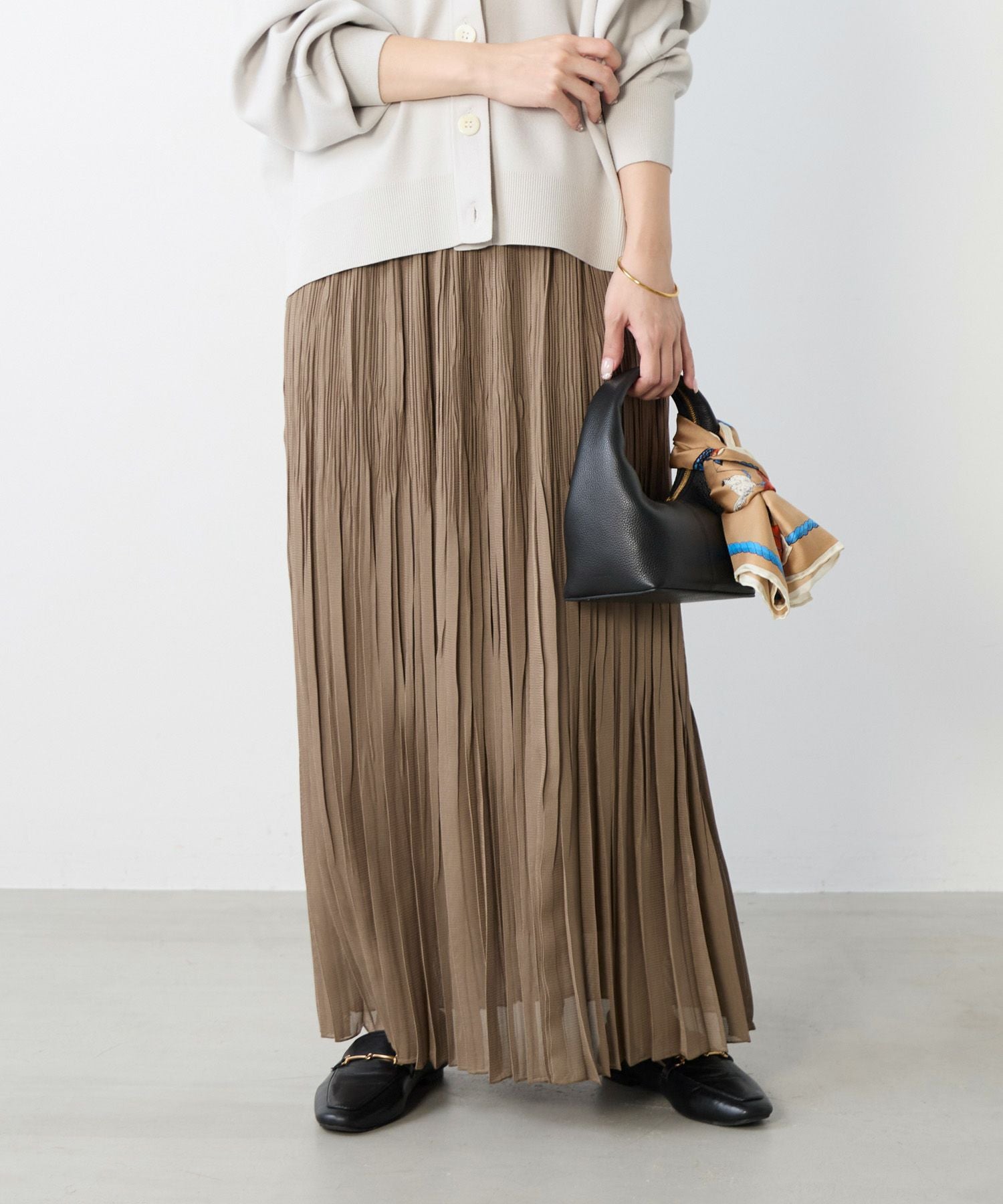 カラミプリーツロングスカート | MICA&DEAL ONLINE STORE