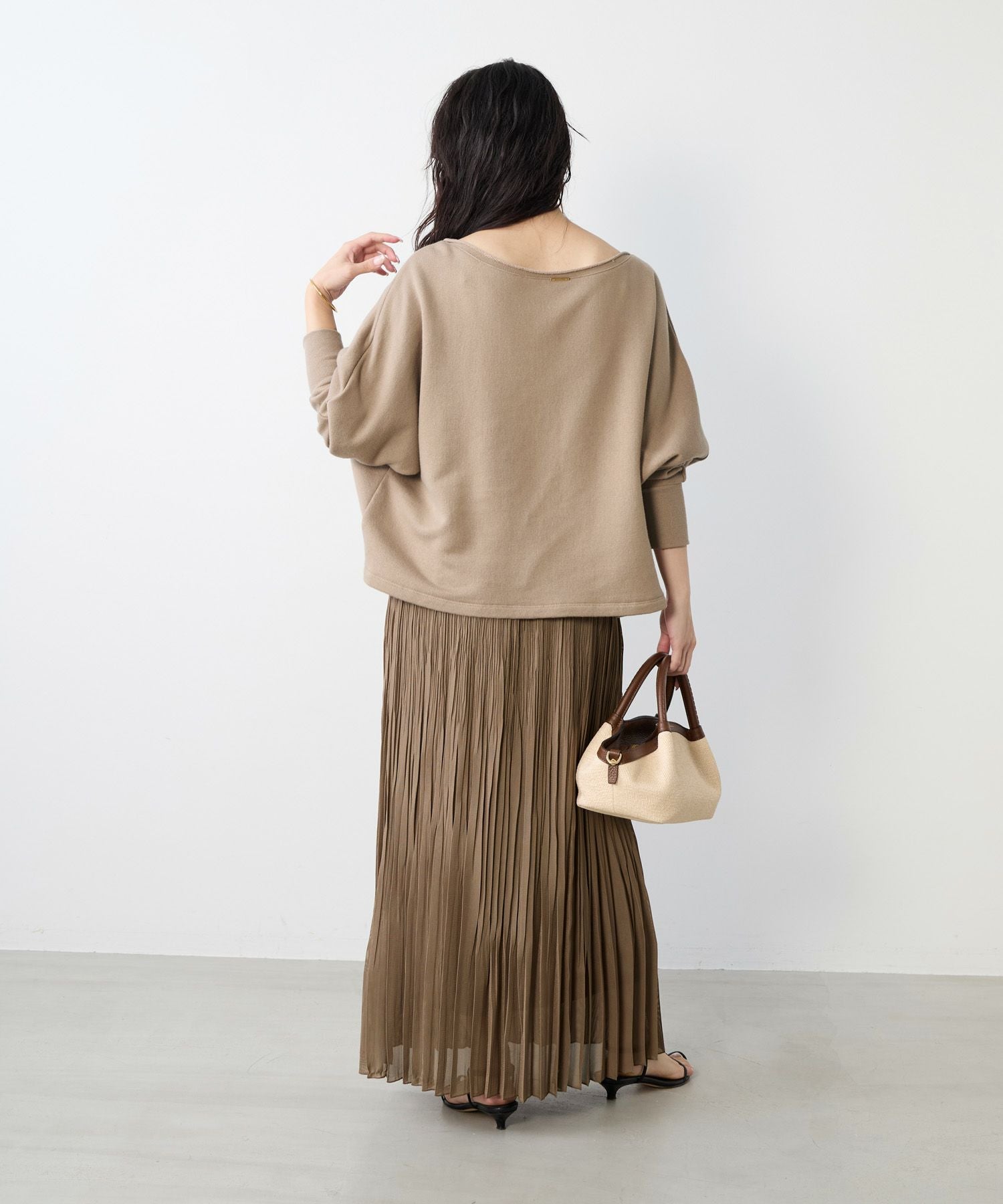 カラミプリーツロングスカート | MICA&DEAL ONLINE STORE