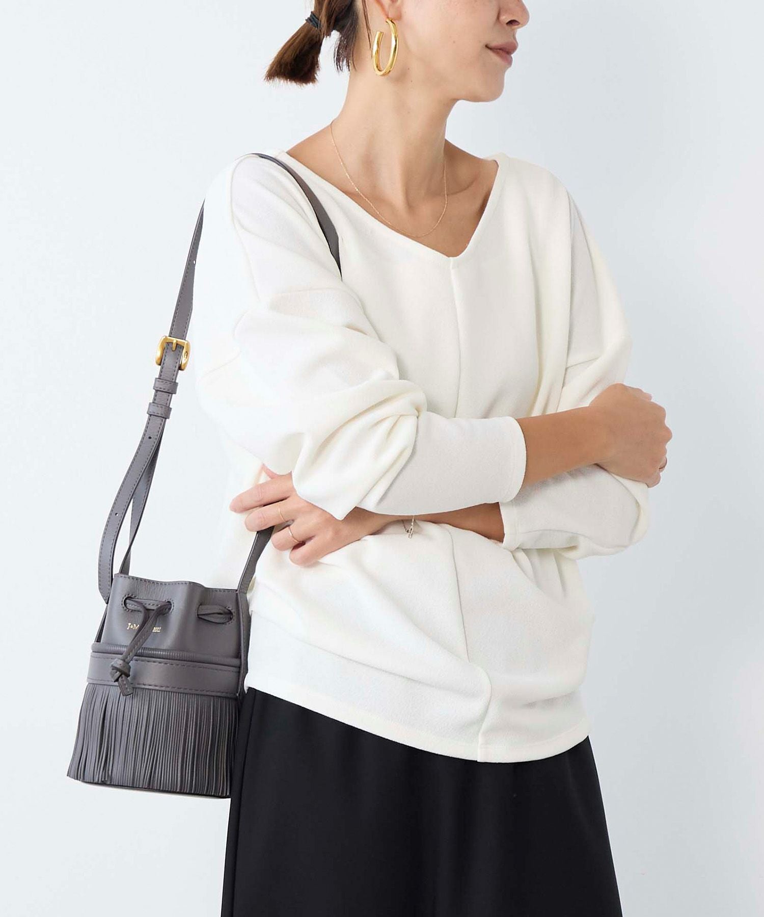 30%off]ジョーゼットサイドタックVネックプルオーバー | MICA&DEAL