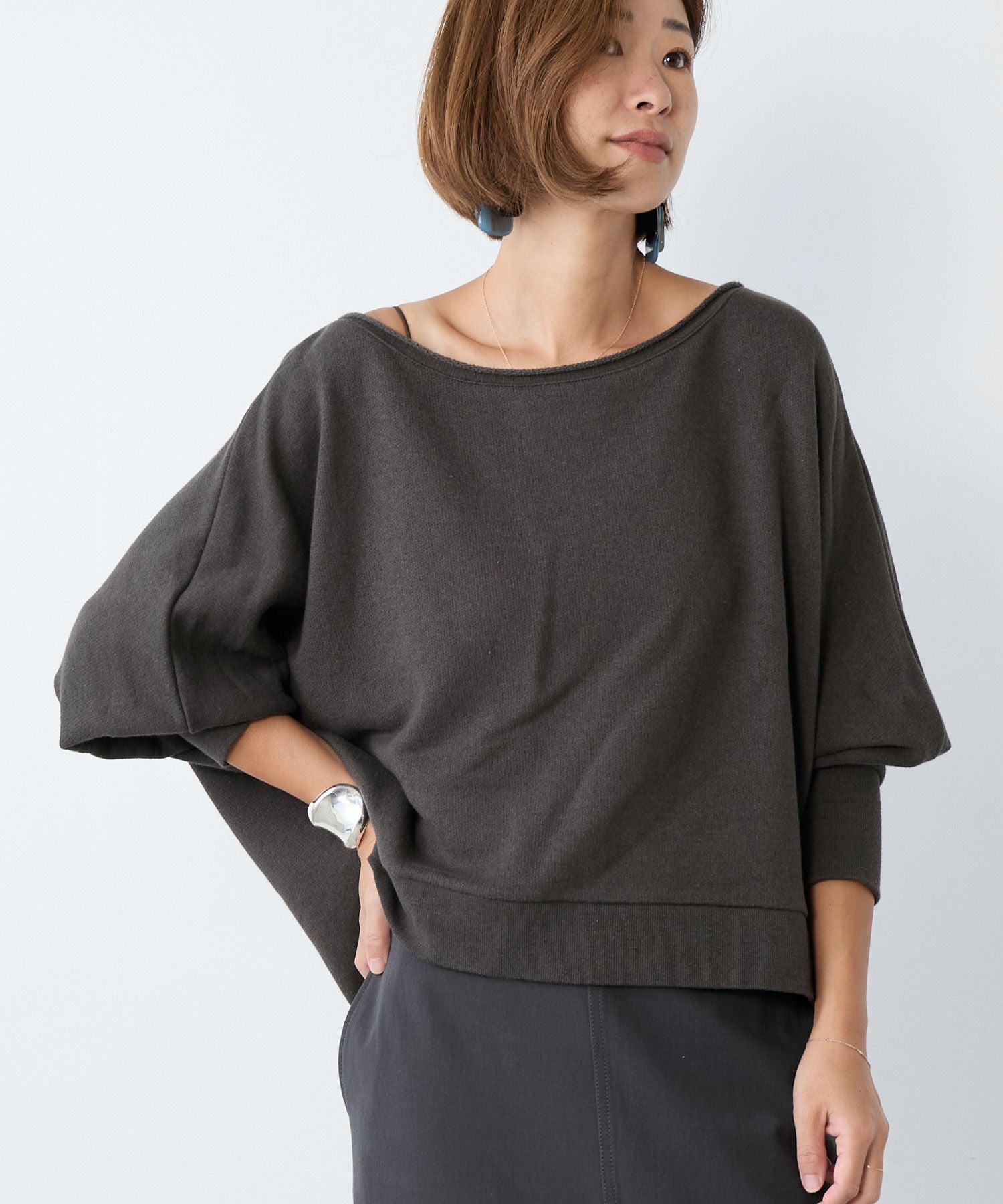 リネンブレンドドルマンルーズスウェット | MICA&DEAL ONLINE STORE