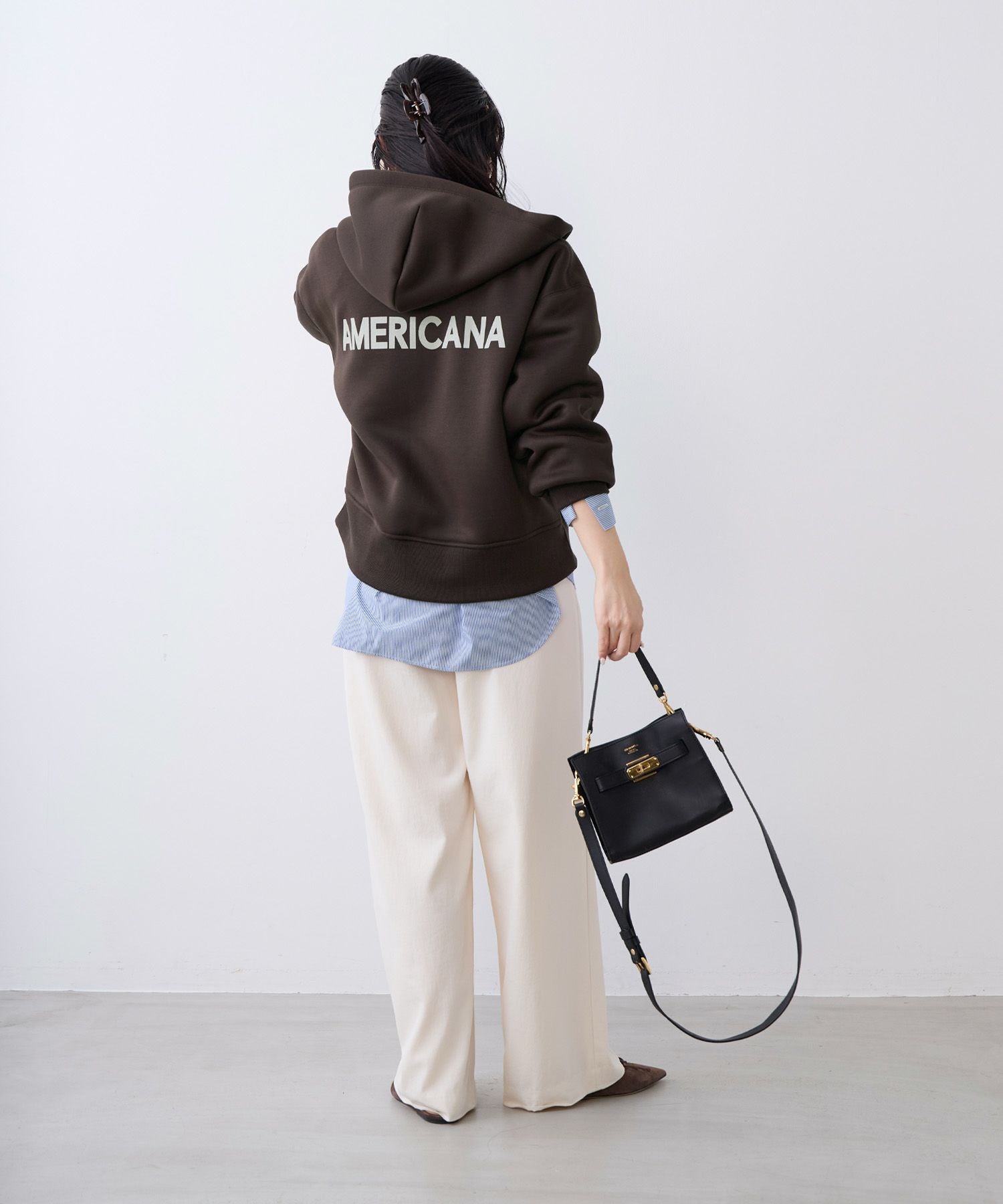 AMERICANA】別注-バックロゴクロップドジップアップパーカー