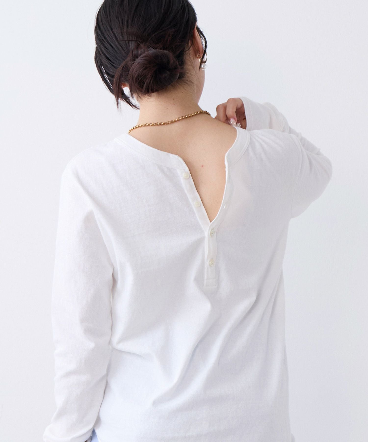 AMERICANA】別注-前後2WAYヘンリーネックロングT-shirt | MICA&DEAL