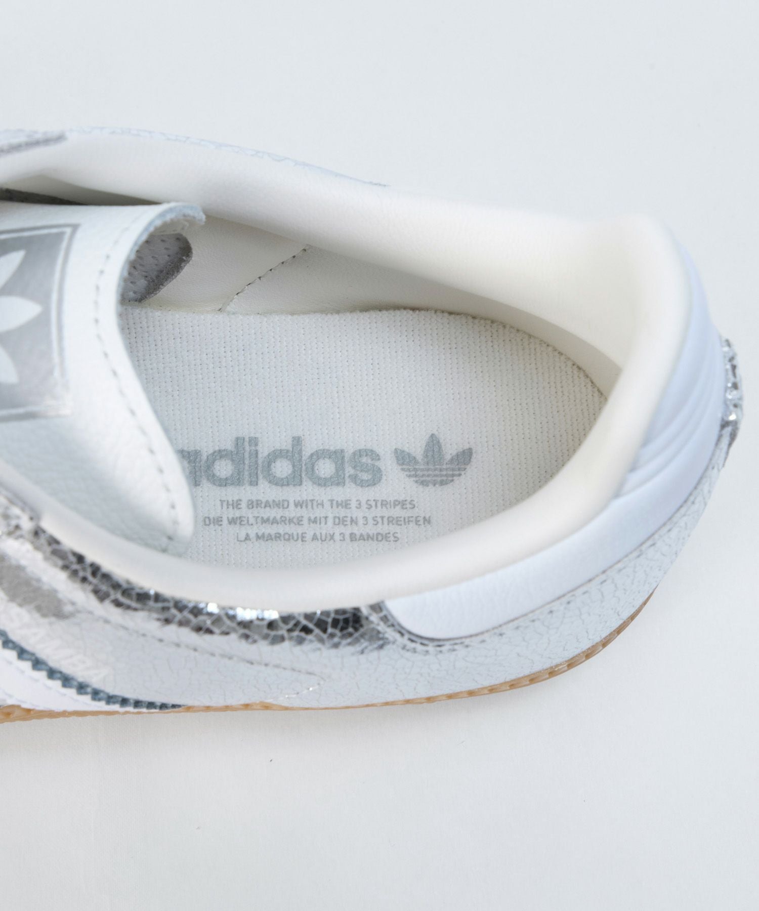 adidas Originals】SAMBA OG W-シルバーメタリックスニーカー