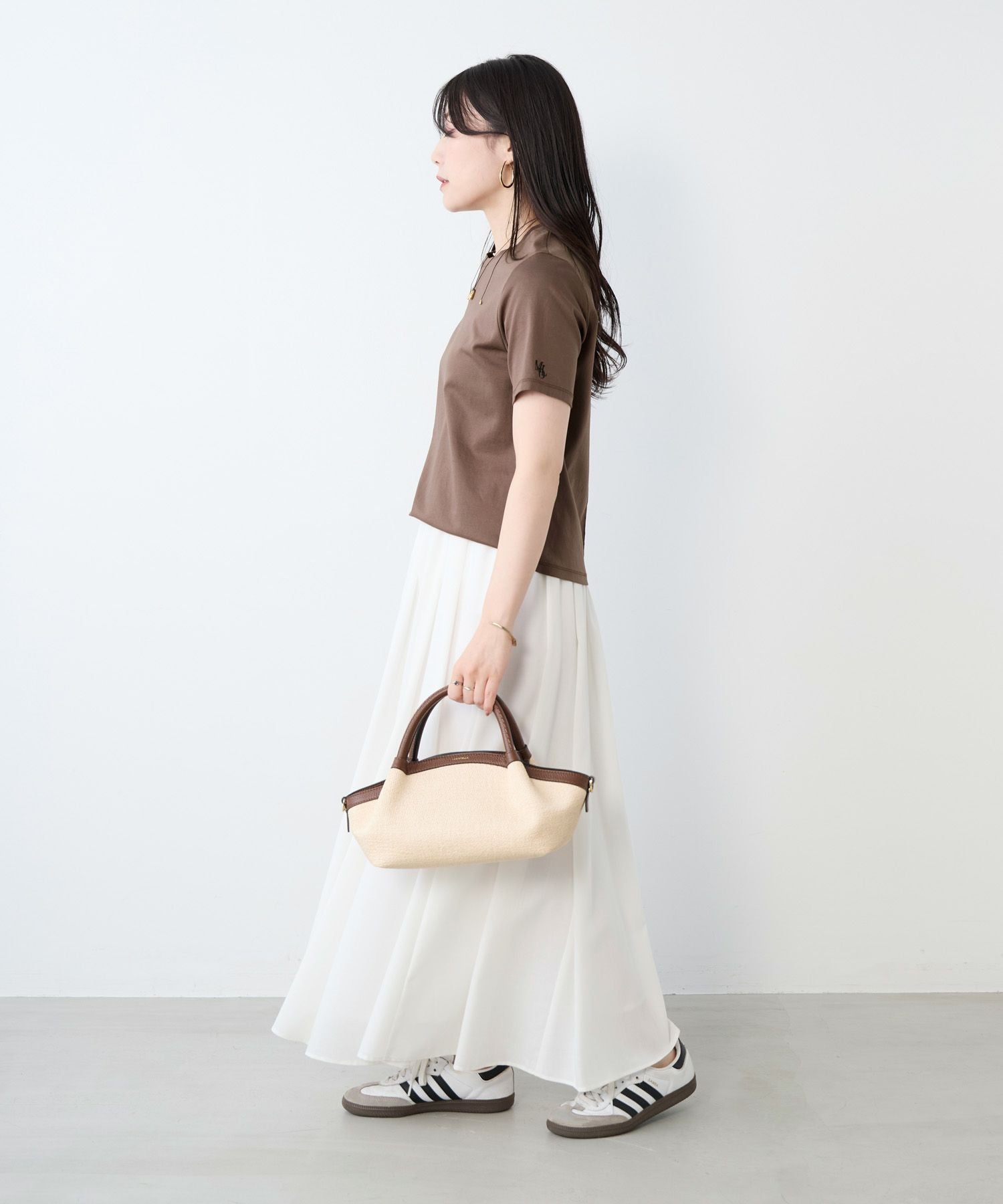 接触冷感/UVカット-ワンポイント刺繍T-shirt | MICA&DEAL ONLINE STORE