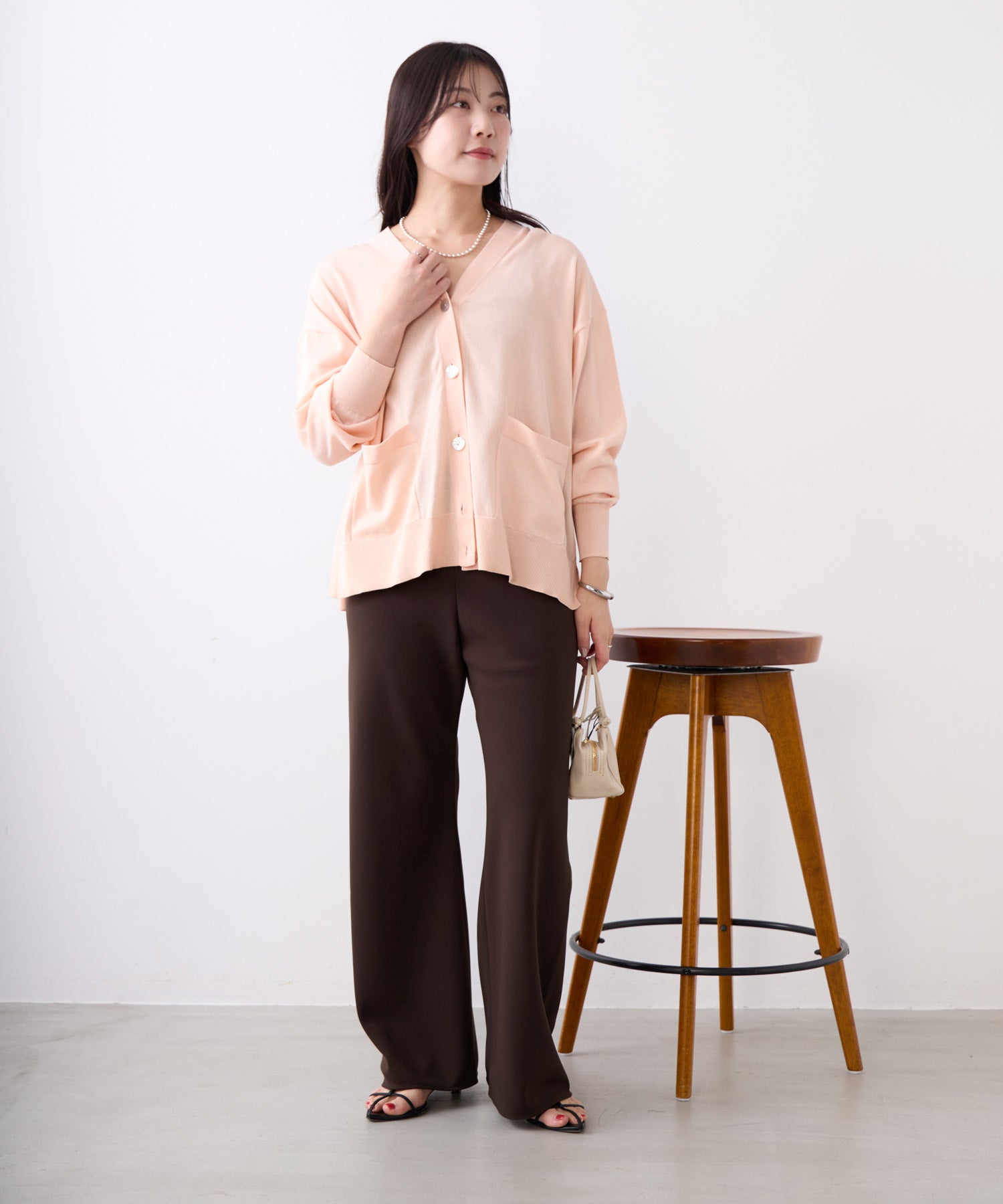 Vネックハイツイストセミシアーカーディガン | MICA&DEAL ONLINE STORE