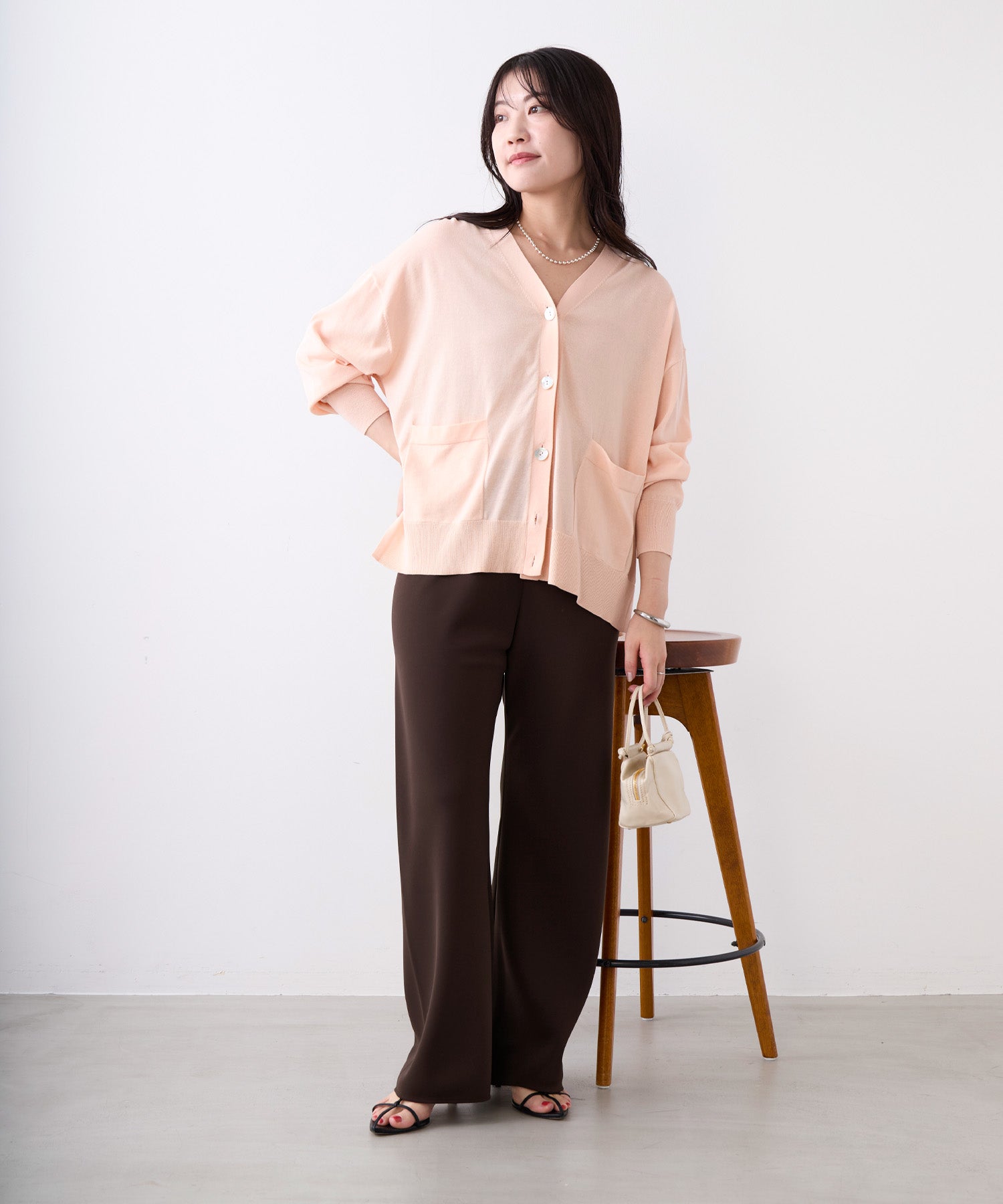 Vネックハイツイストセミシアーカーディガン | MICA&DEAL ONLINE STORE