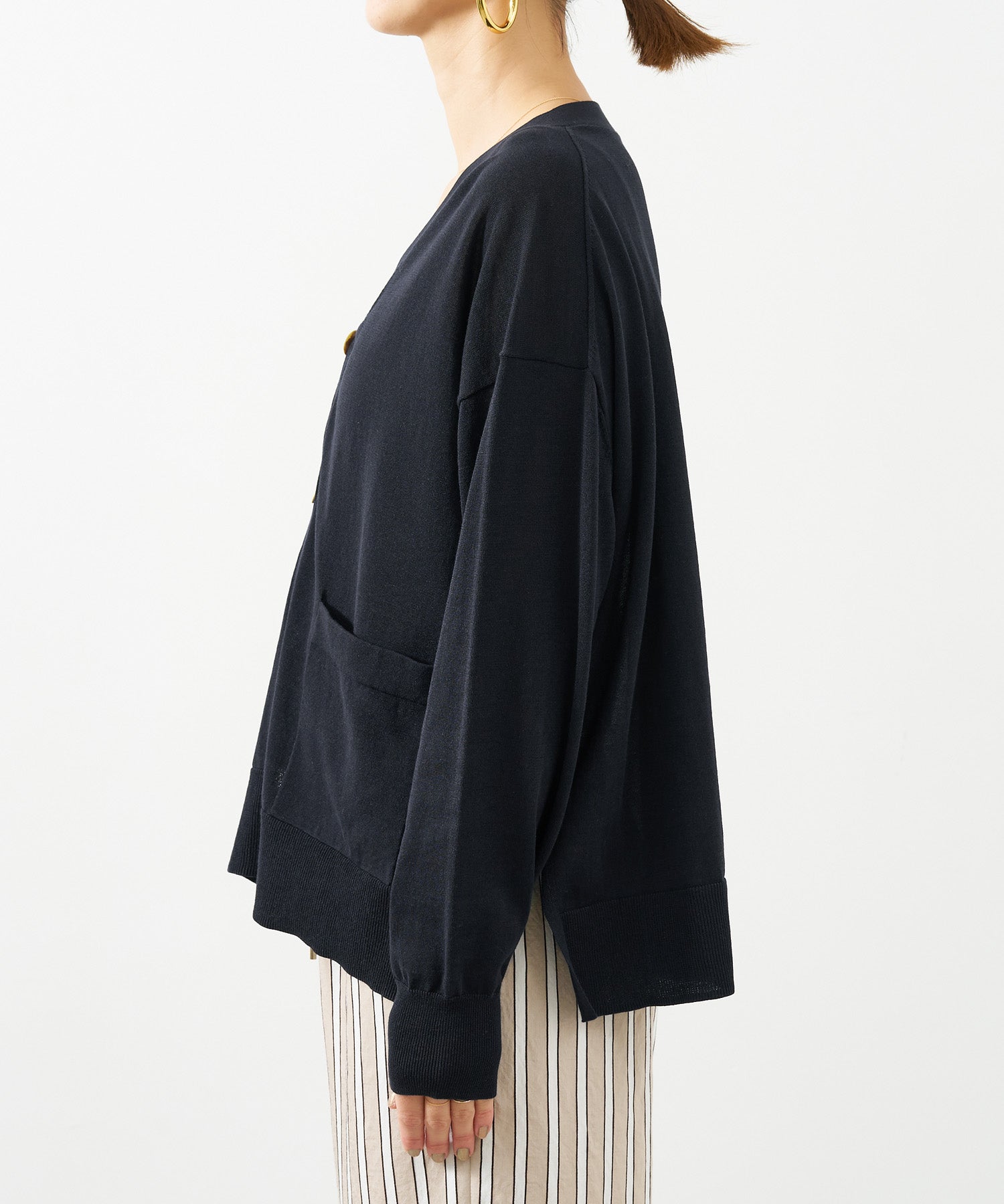Vネックハイツイストセミシアーカーディガン | MICA&DEAL ONLINE STORE