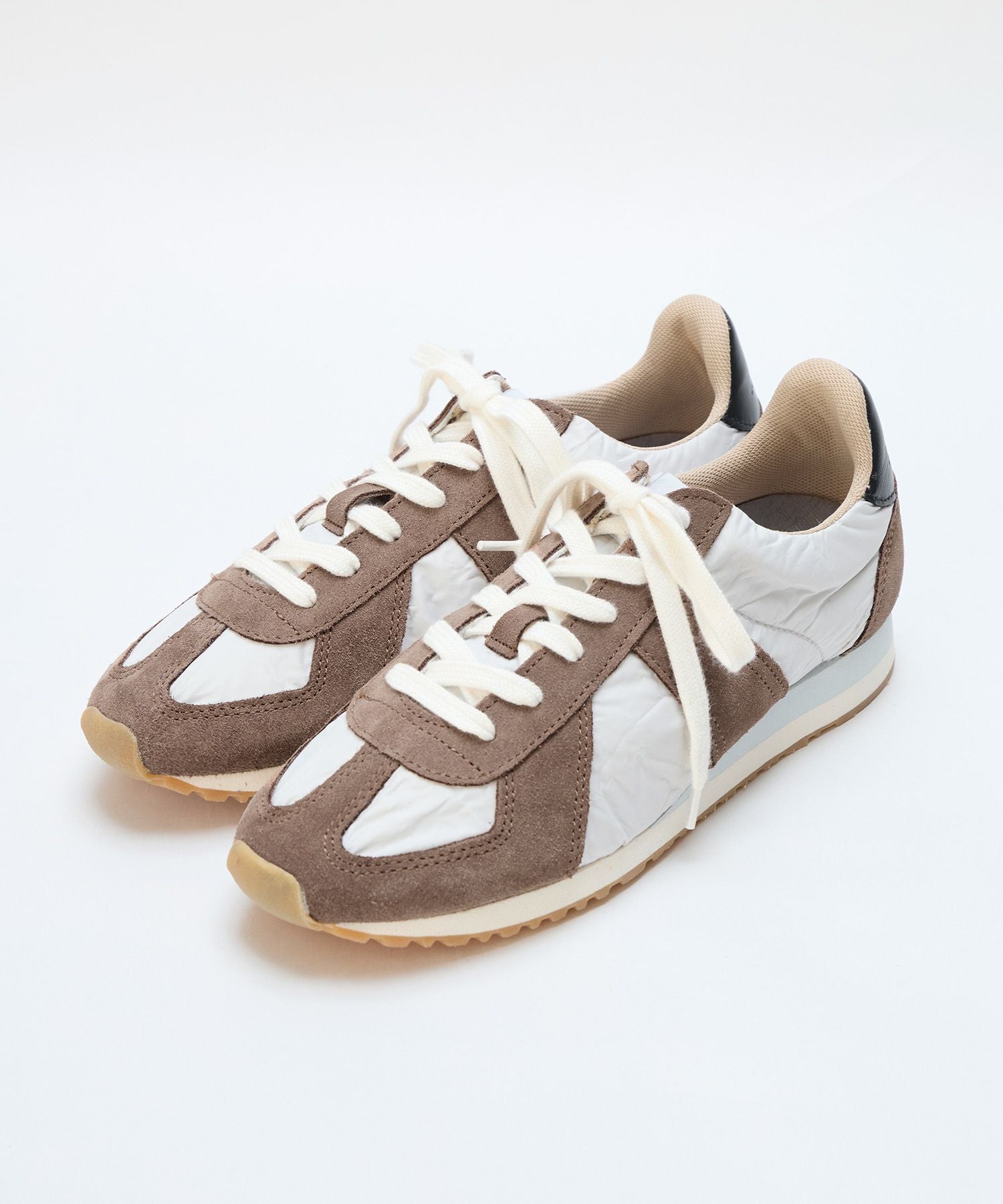 NOVESTA】スニーカー-GAT MARATHON CLASSIC | MICA&DEAL ONLINE STORE
