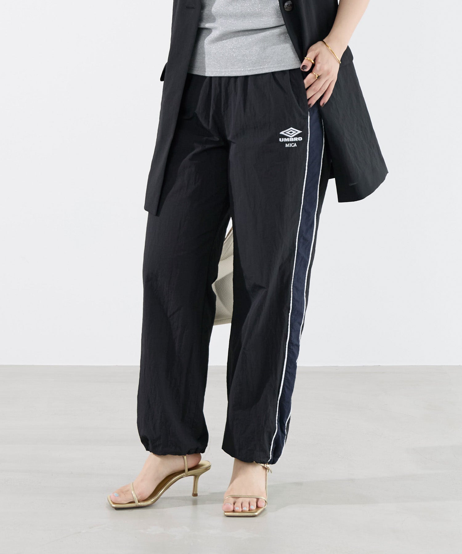 UMBRO×MICA&DEAL】配色ナイロントラックパンツ | MICA&DEAL ONLINE STORE
