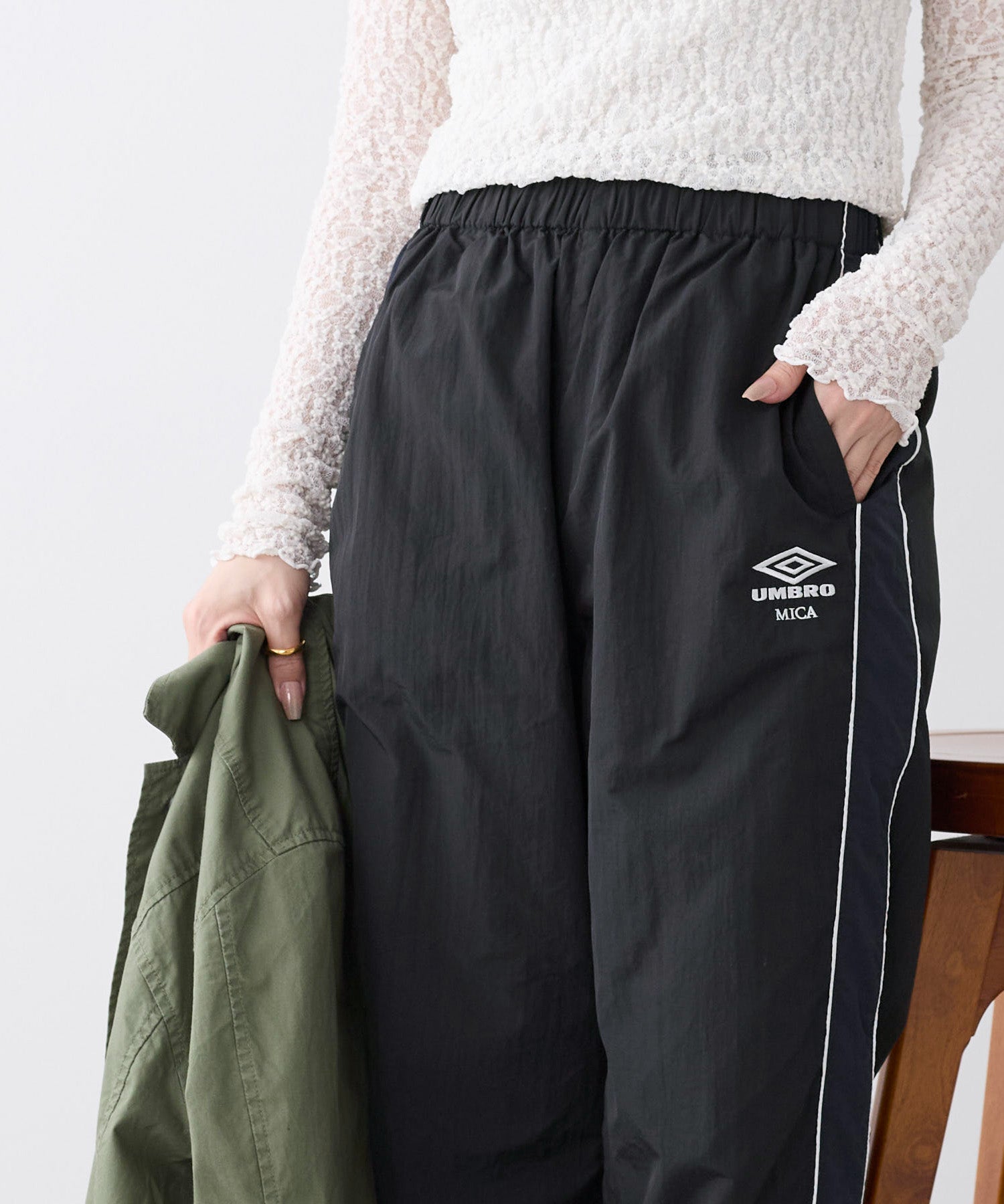 UMBRO×MICA&DEAL】配色ナイロントラックパンツ | MICA&DEAL ONLINE STORE