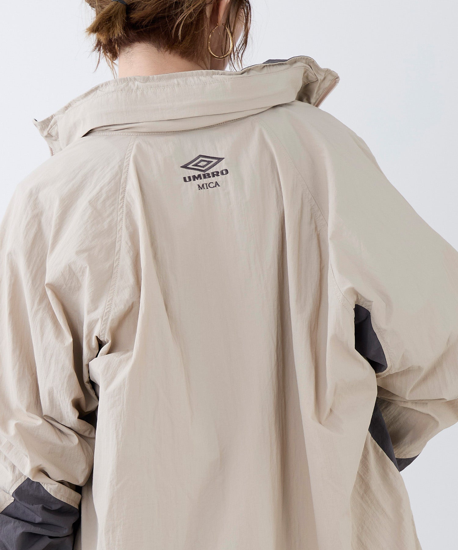 追加】【UMBRO×MICA&DEAL】配色ナイロンブルゾン | MICA&DEAL ONLINE STORE