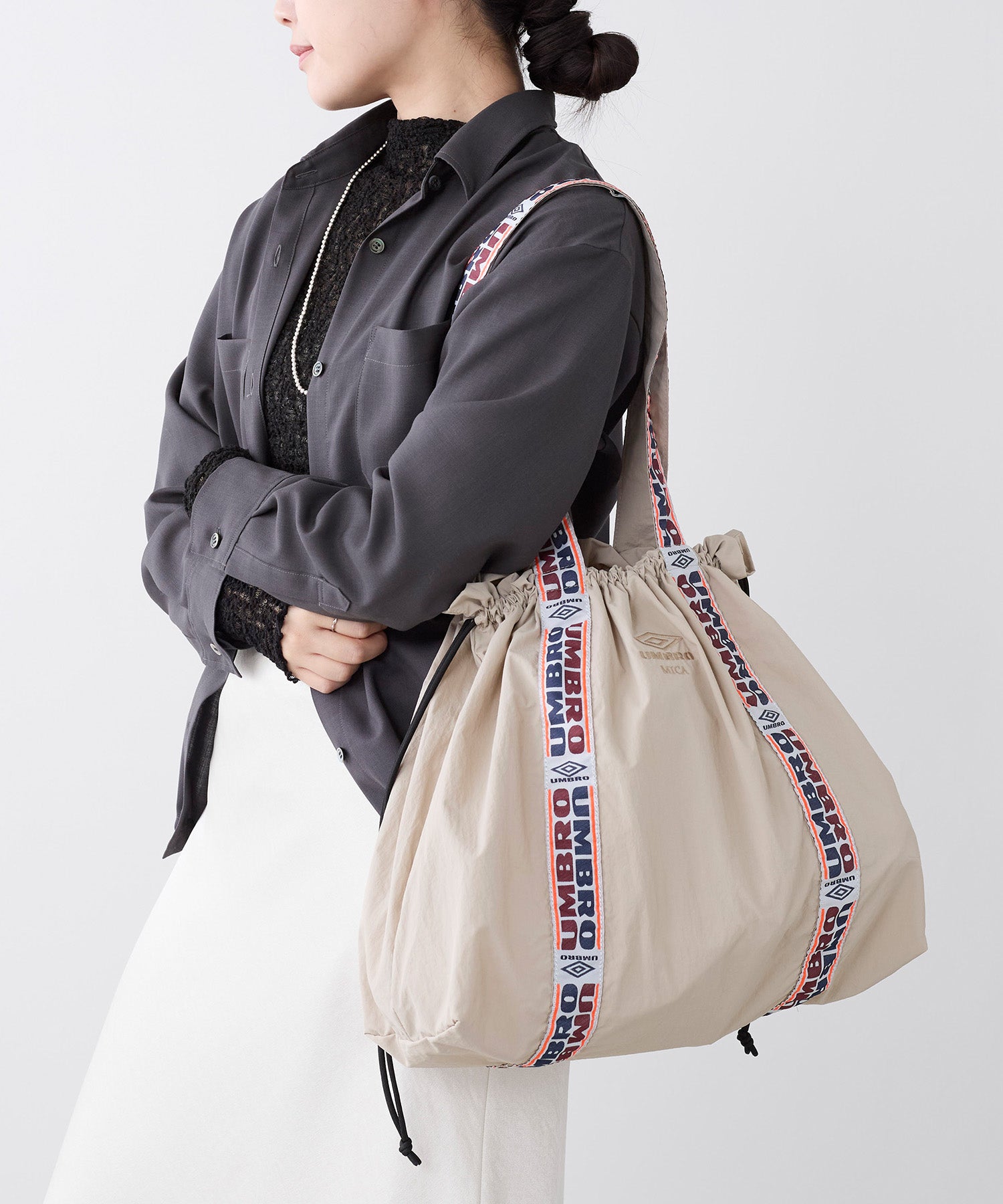 UMBRO×MICA&DEAL】ナイロン巾着バッグ | MICA&DEAL ONLINE STORE
