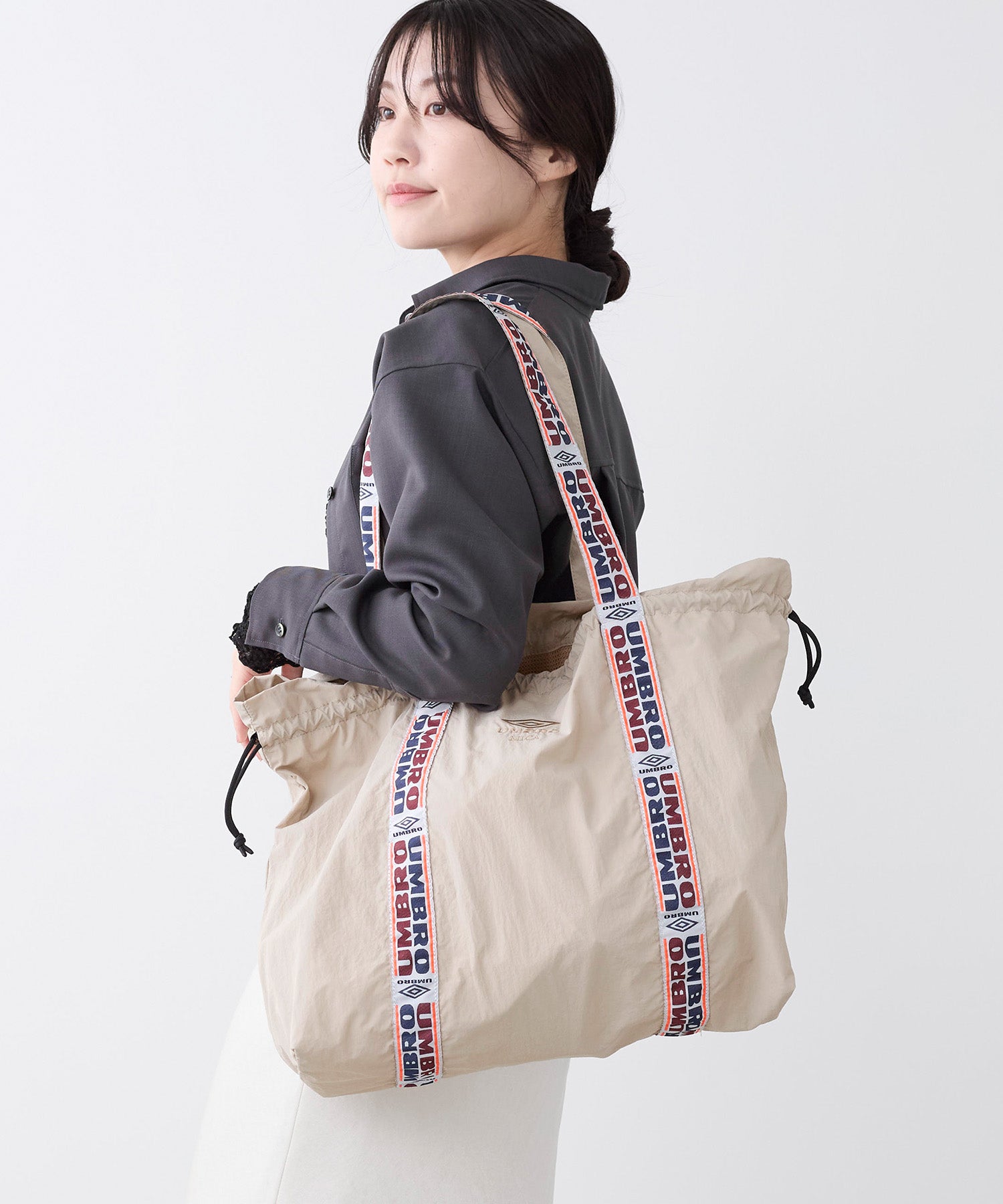 UMBRO×MICA&DEAL】ナイロン巾着バッグ | MICA&DEAL ONLINE STORE