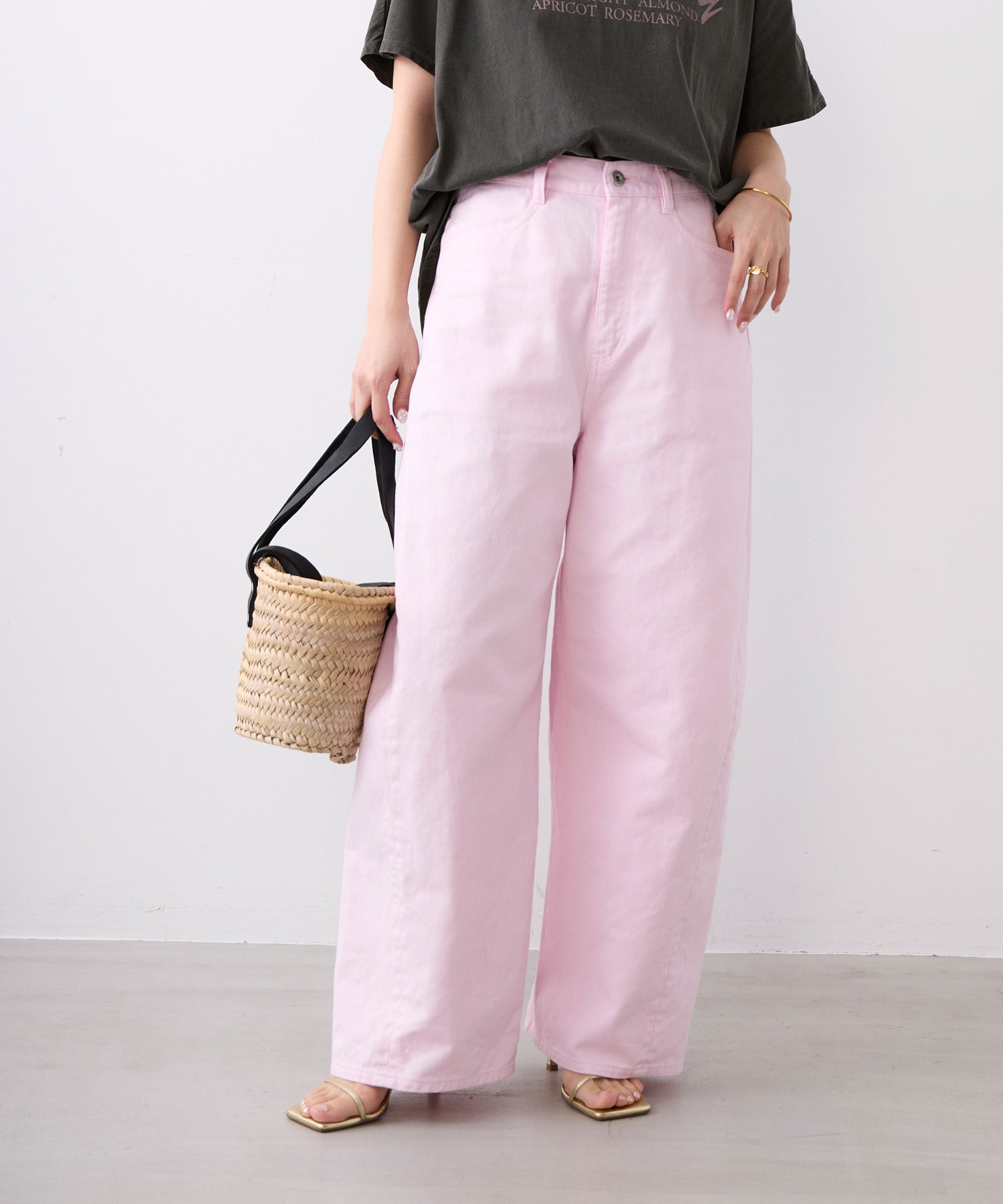 ツイストカラーデニムコクーンパンツ | MICA&DEAL ONLINE STORE