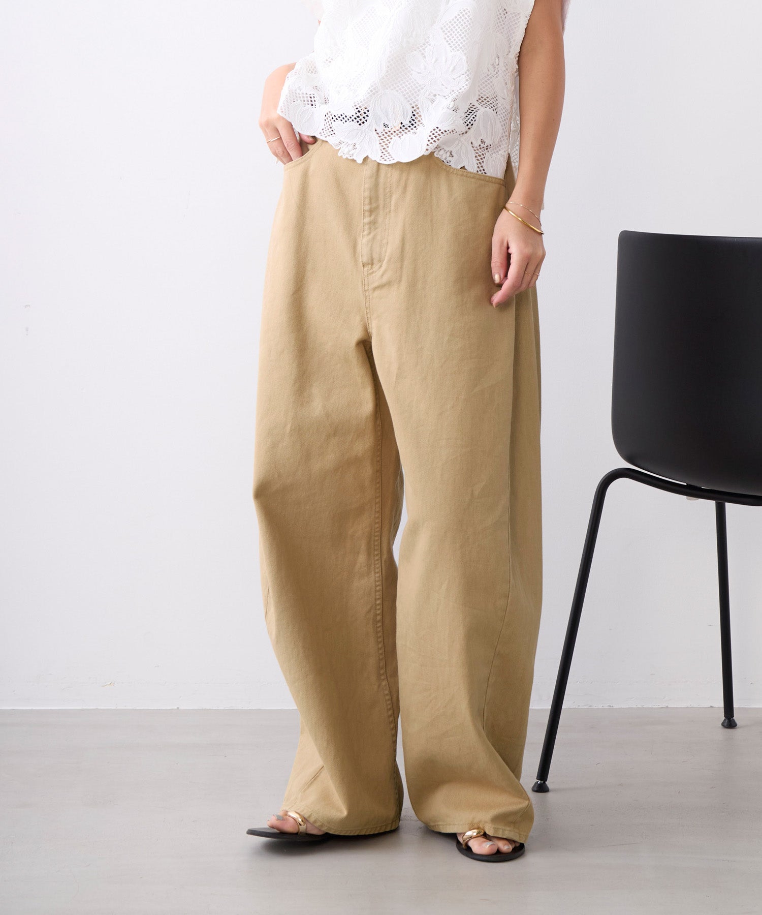 ツイストカラーデニムコクーンパンツ | MICA&DEAL ONLINE STORE