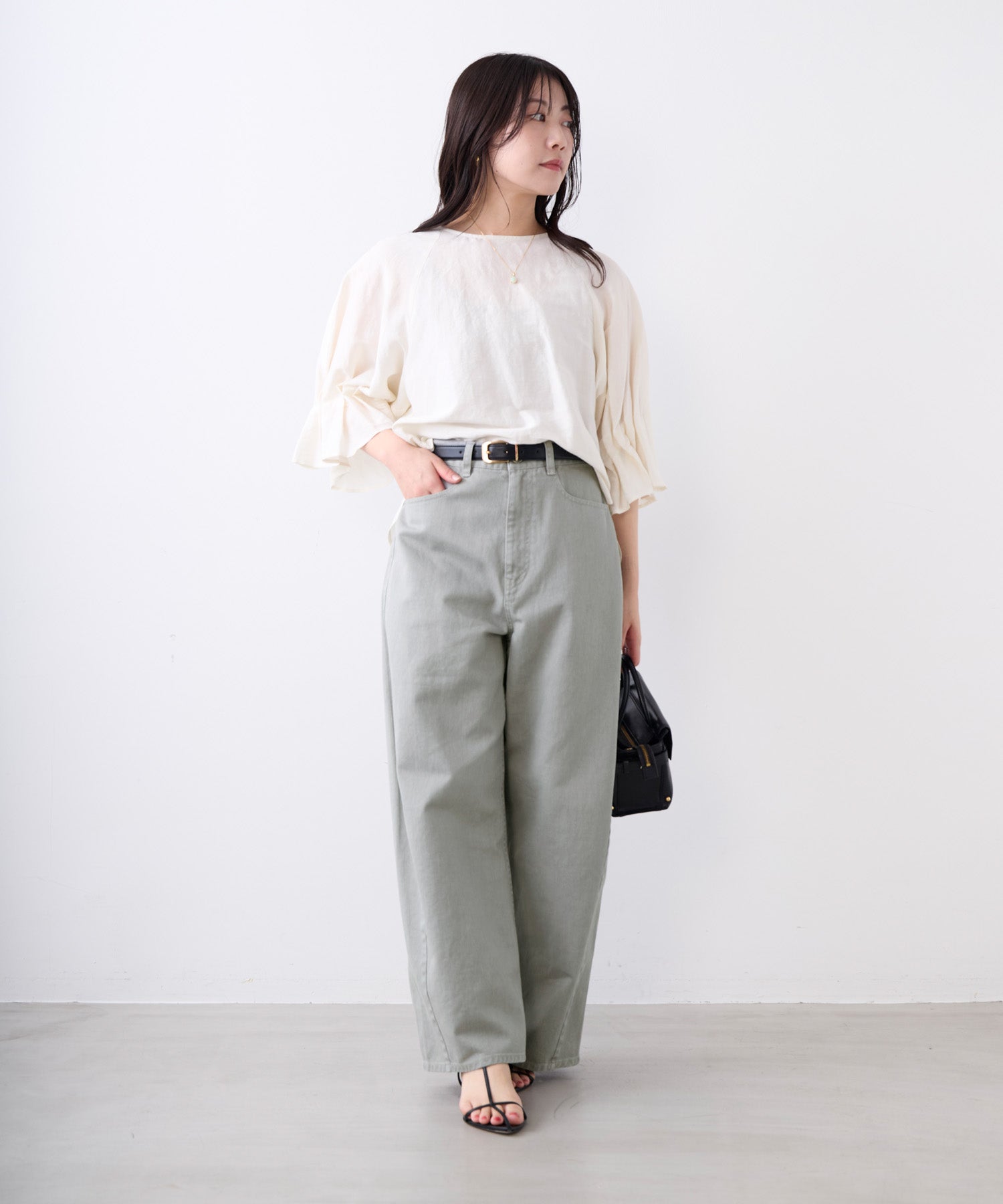 ツイストカラーデニムコクーンパンツ | MICA&DEAL ONLINE STORE