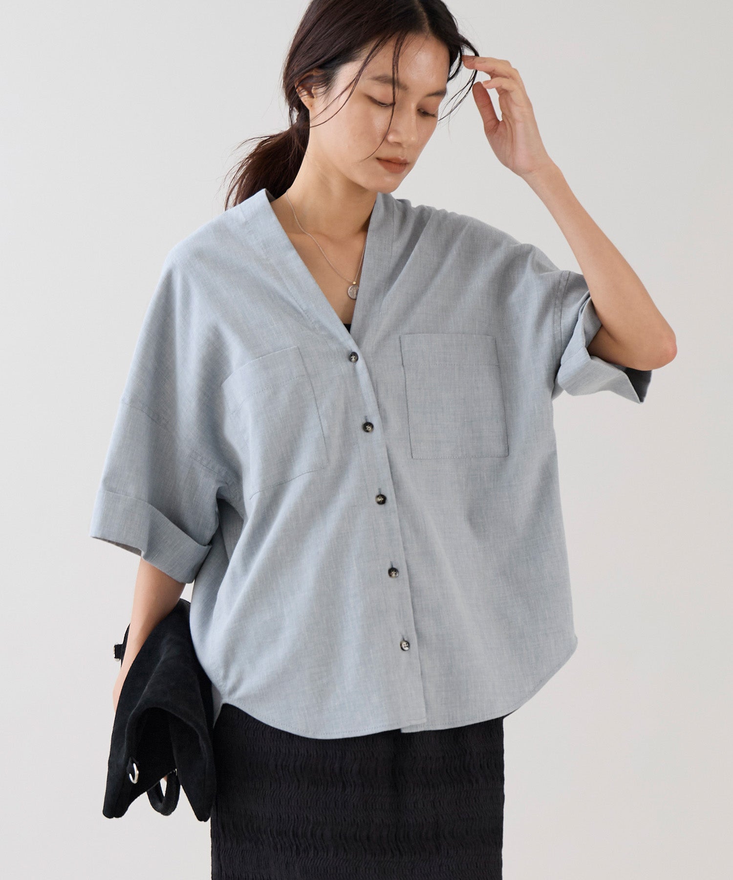 marmors】v-neck half sleeve shirt | MICA&DEAL ONLINE STORE