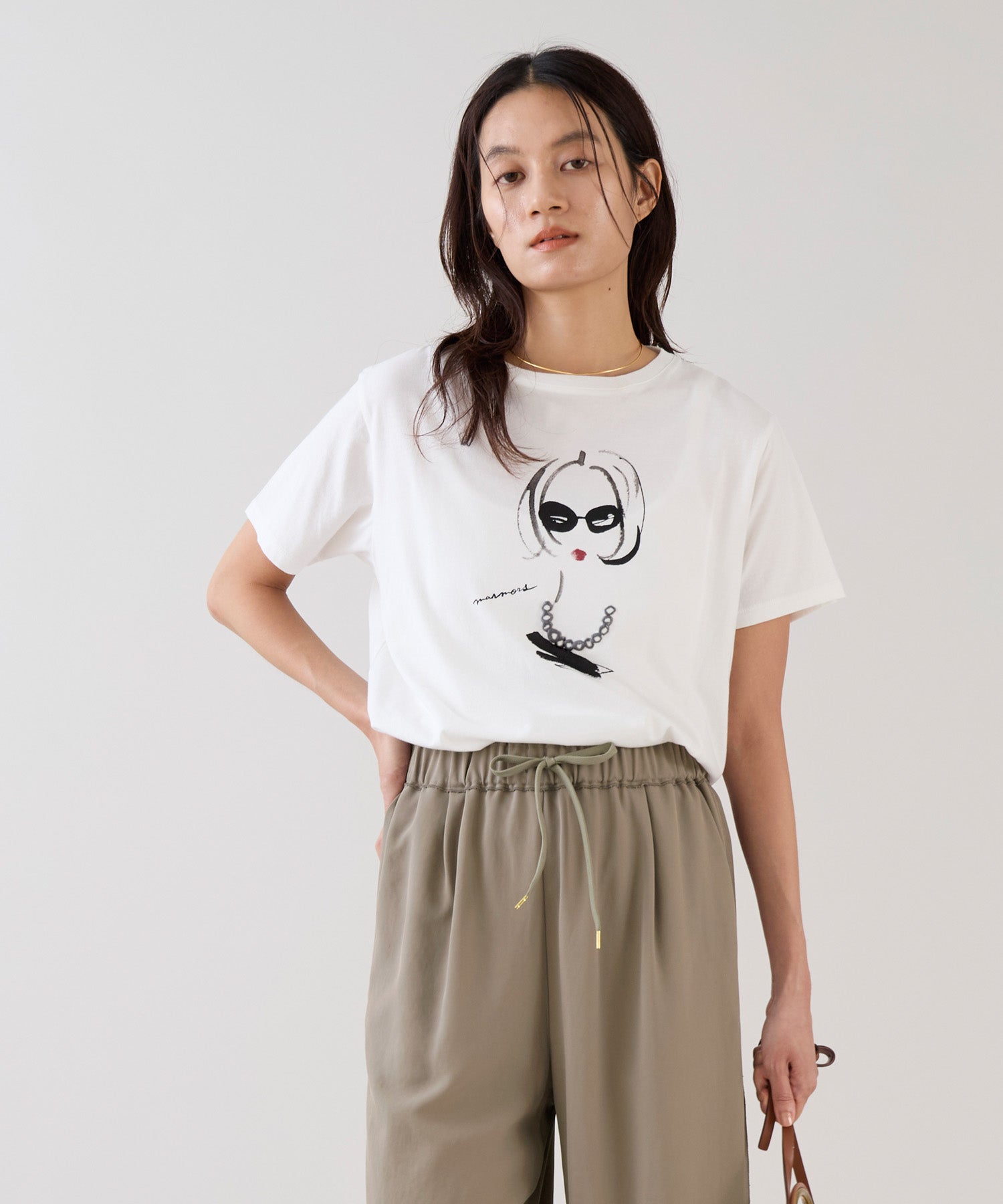 marmors】necklace illustration T-shirt | MICA&DEAL ONLINE STORE