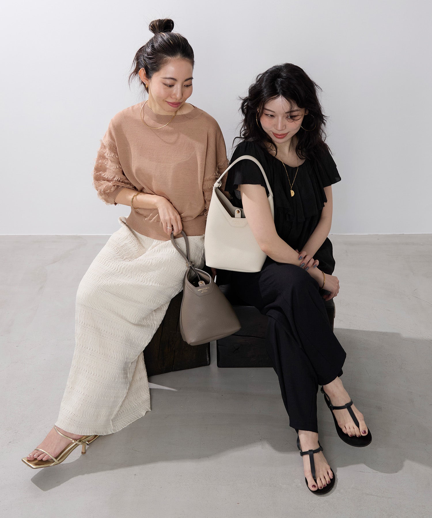 CHRISTIAN VILLA】レザースクエアハンドバッグ | MICA&DEAL ONLINE STORE