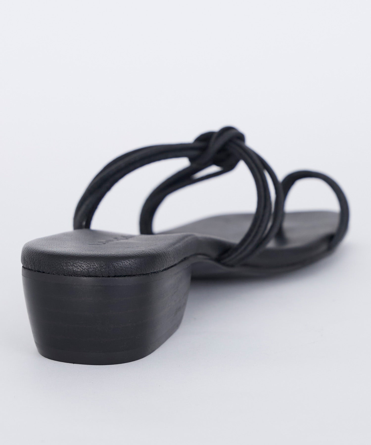 LAOCOONTE】ストラップサンダル-Ohio | MICA&DEAL ONLINE STORE
