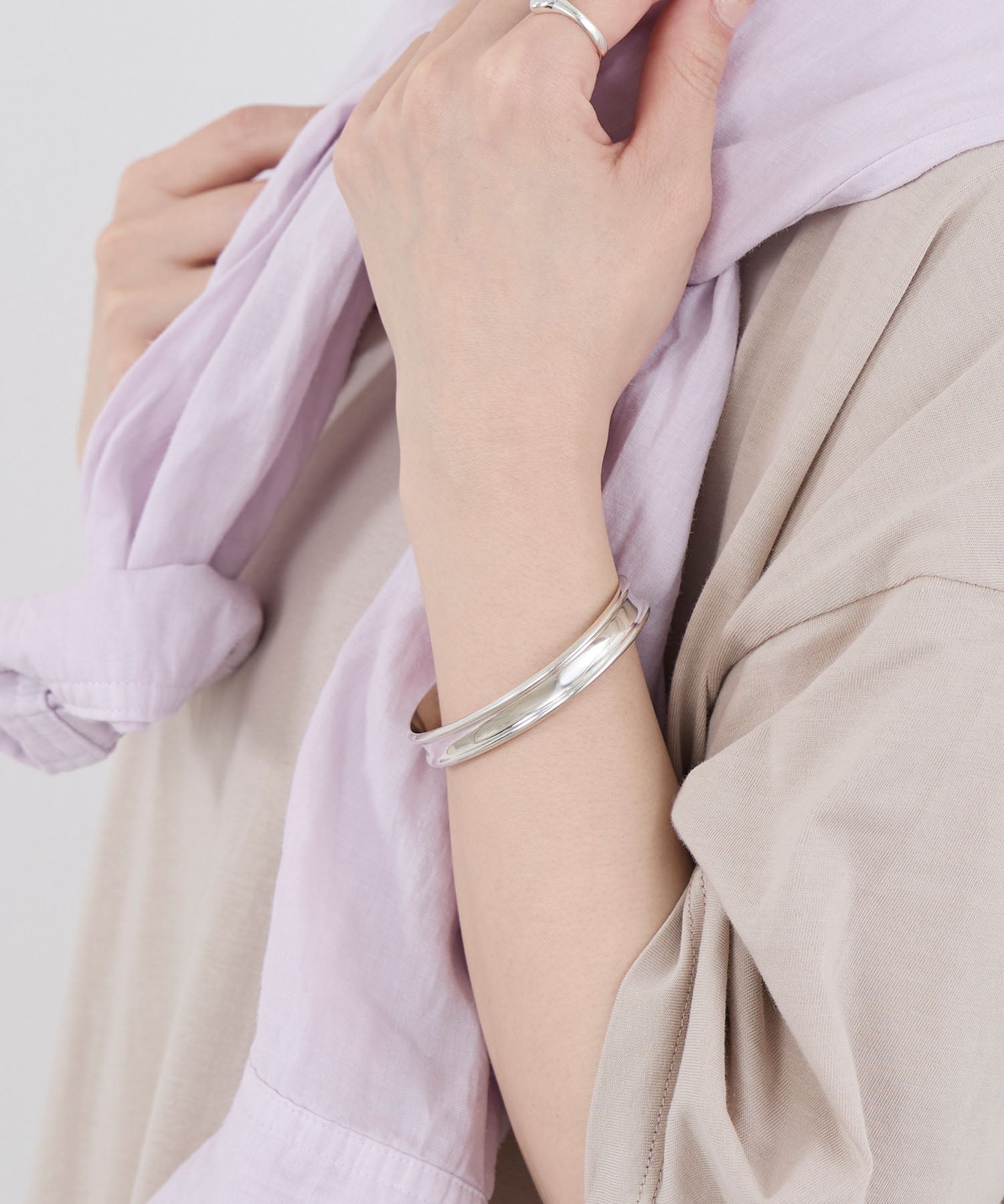 LAVER/ラバー　ASYMMETRIC BANGLE　アシンメトリックバングル LAVER】シルバーバングル-BANGLE | MICA&DEAL ONLINE STORE