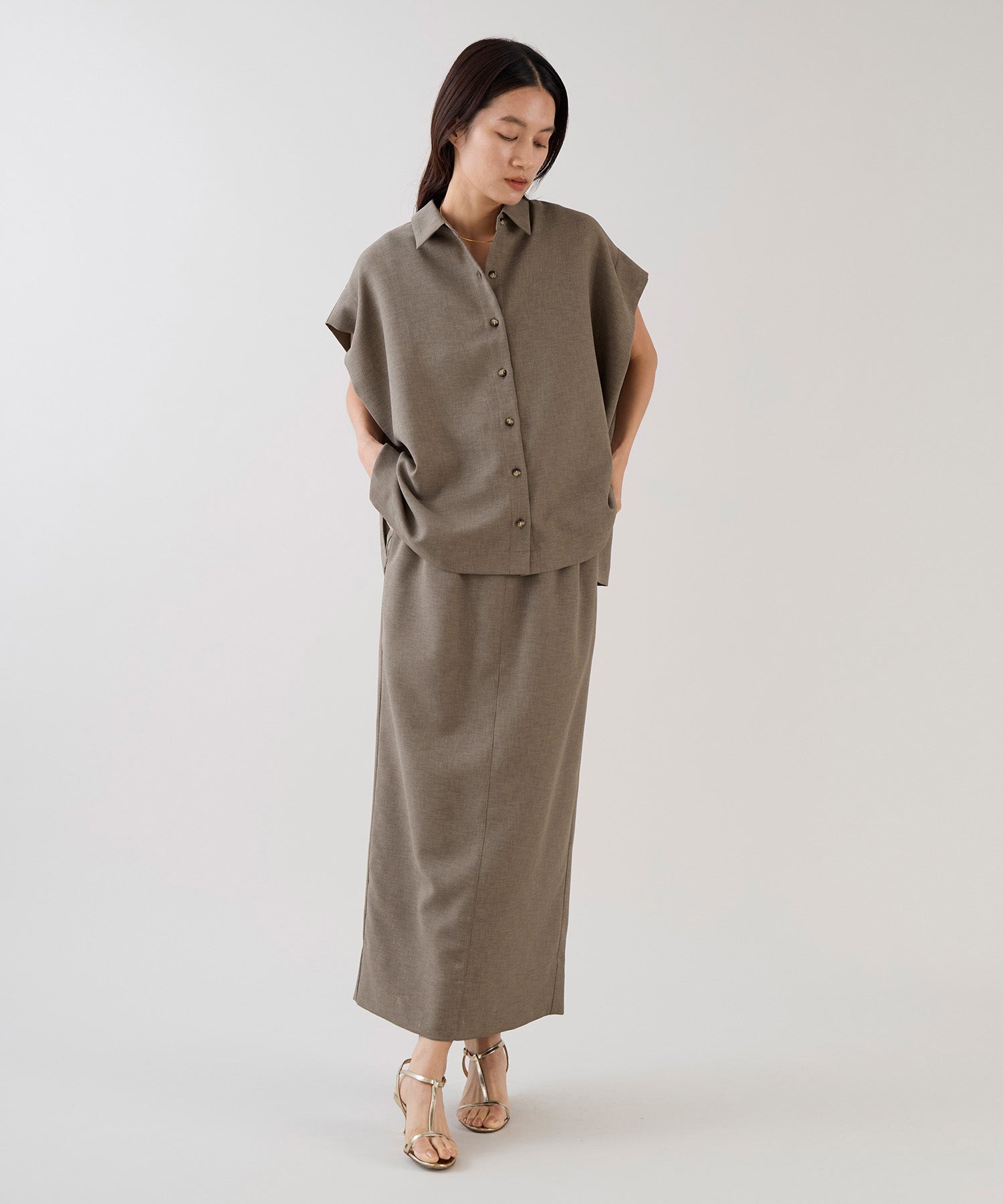 marmors】shoulder tuck flare shirt | MICA&DEAL ONLINE STORE