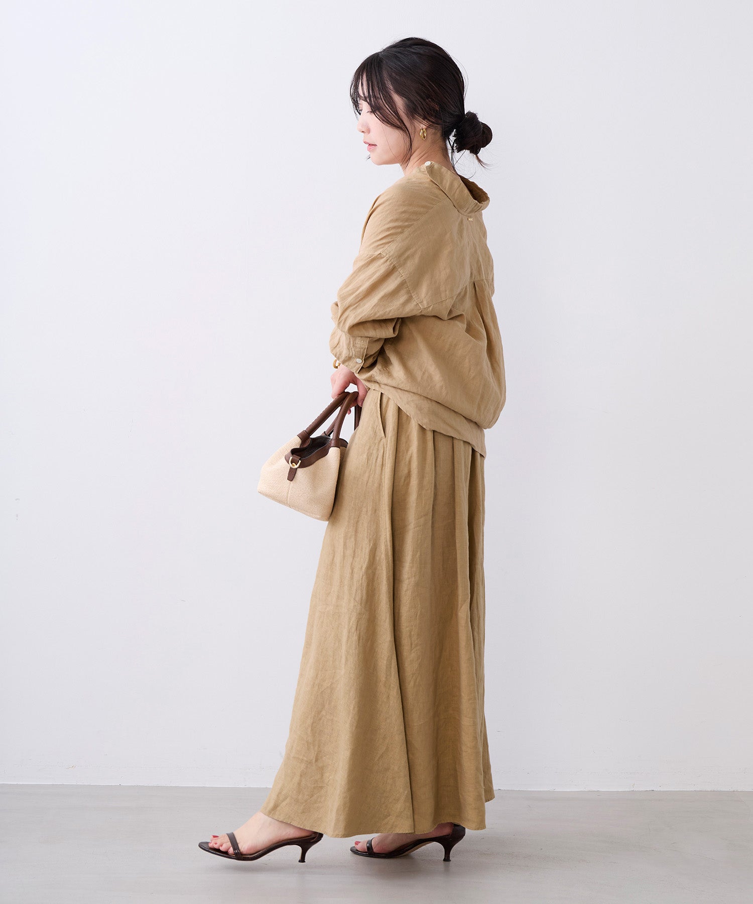 製品染リネンフレアスカート | MICA&DEAL ONLINE STORE