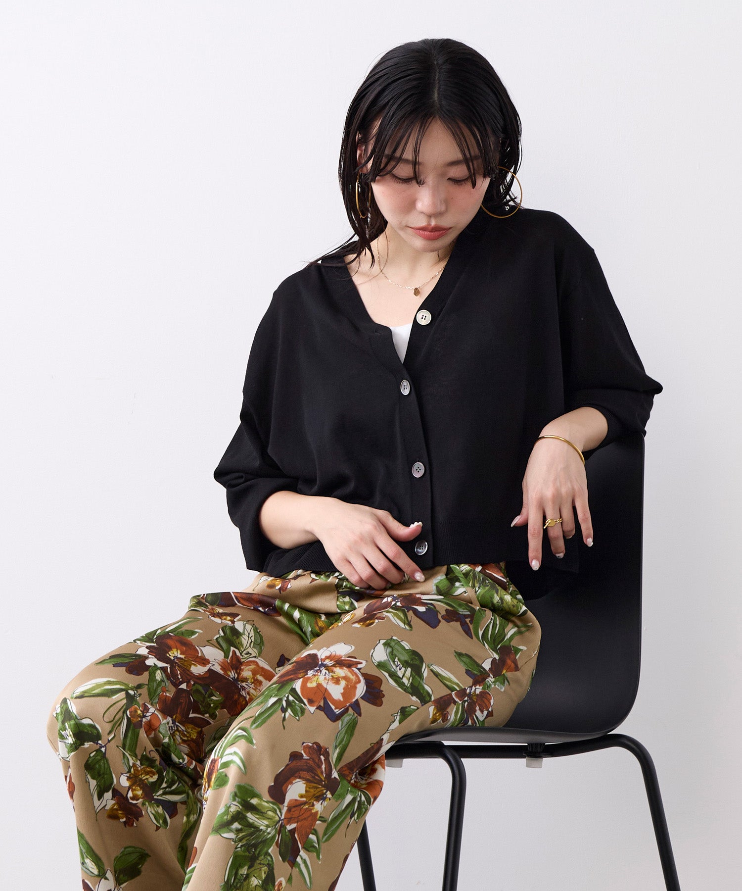 接触冷感/UVカット-Vネックショートカーディガン | MICA&DEAL ONLINE STORE