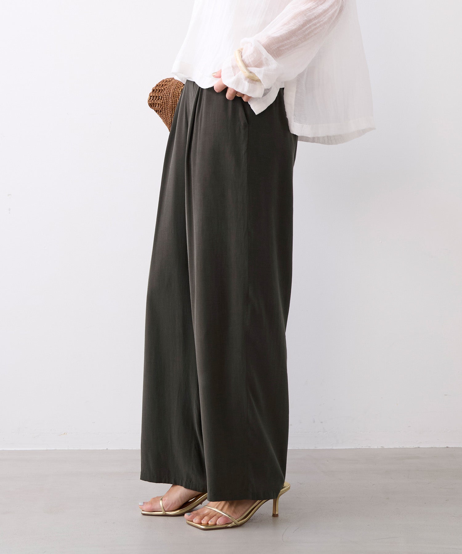 とろみタックパンツ | MICA&DEAL ONLINE STORE