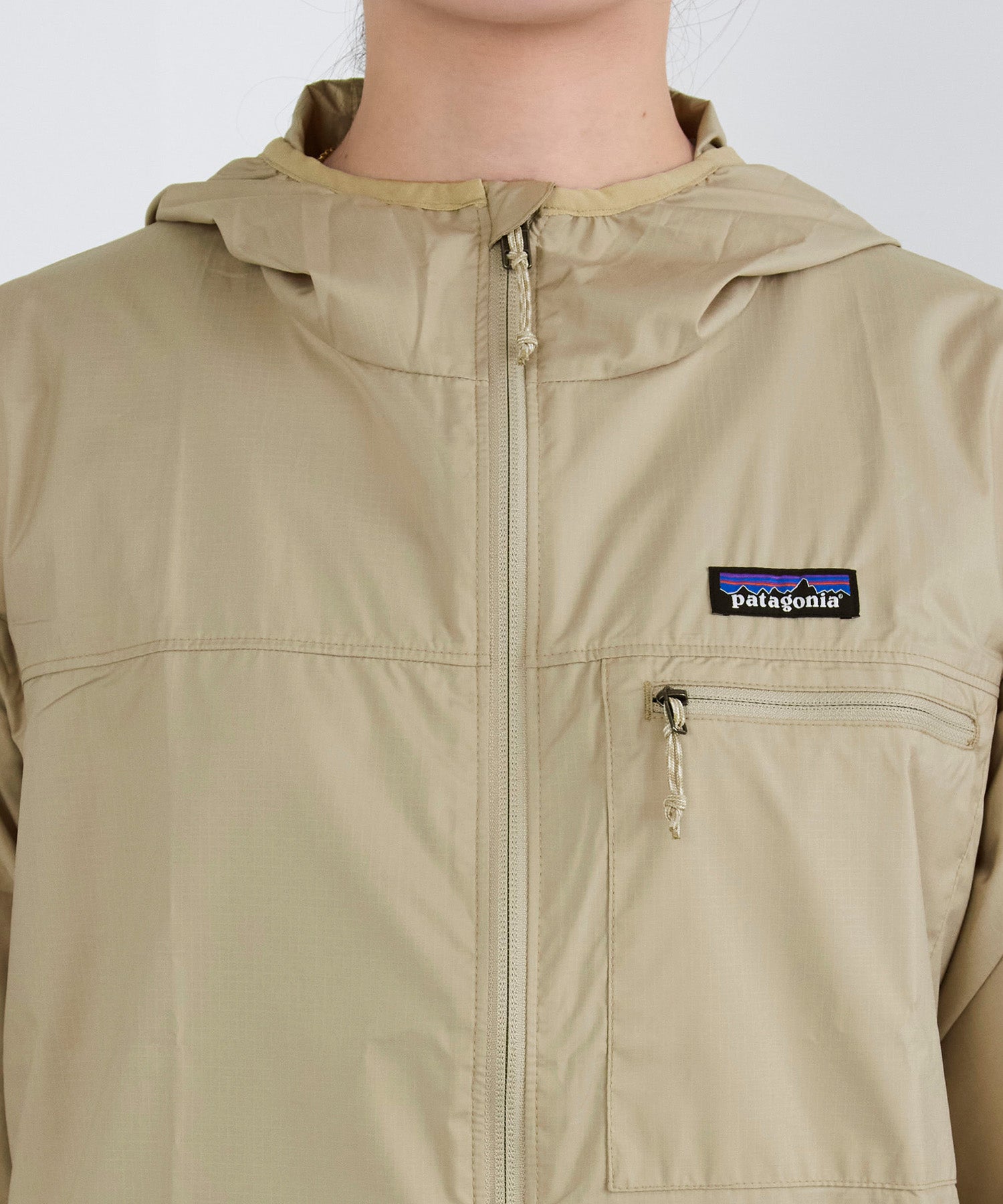 patagonia フード付きジャケット ベージュ TIME SALE 40%off]【patagonia】ライト&バリアブルジャケット - Ws
