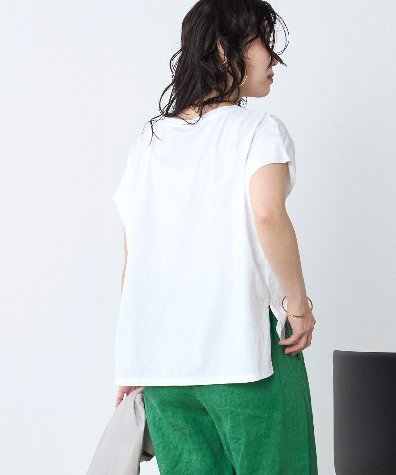 ラメロゴプリントターンバックスリーブT-shirt | MICA&DEAL ONLINE STORE