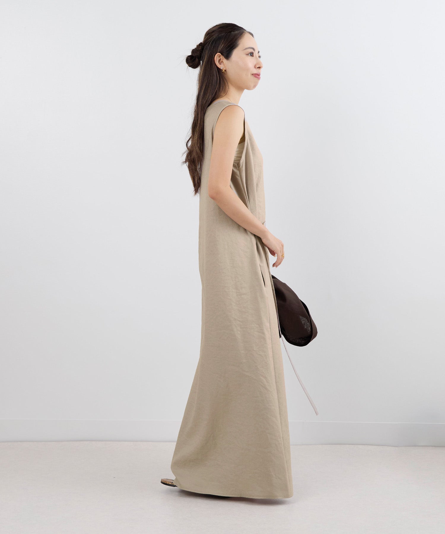 杢調ツイルタンブラーノースリーブワンピース | MICA&DEAL ONLINE STORE