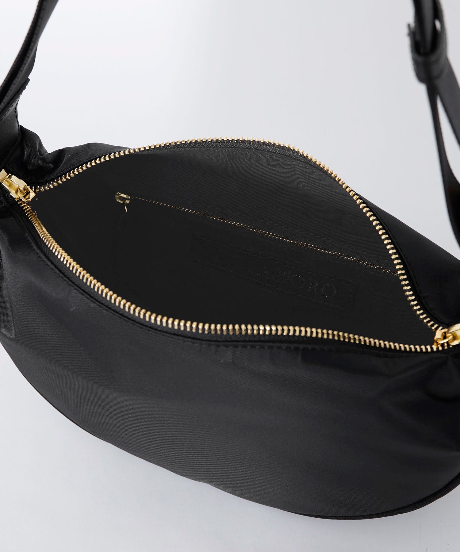 VIOLAd'ORO】ナイロンボディバッグ-BIANCA Nylon bag | MICA&DEAL