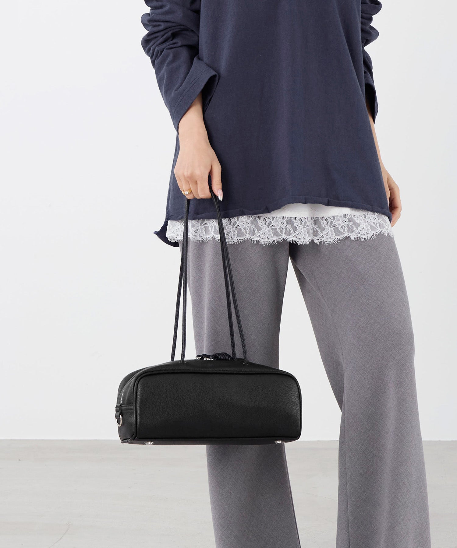 &MyuQ】ミニボストンショルダーバッグ-KAKU BAG | MICA&DEAL ONLINE STORE