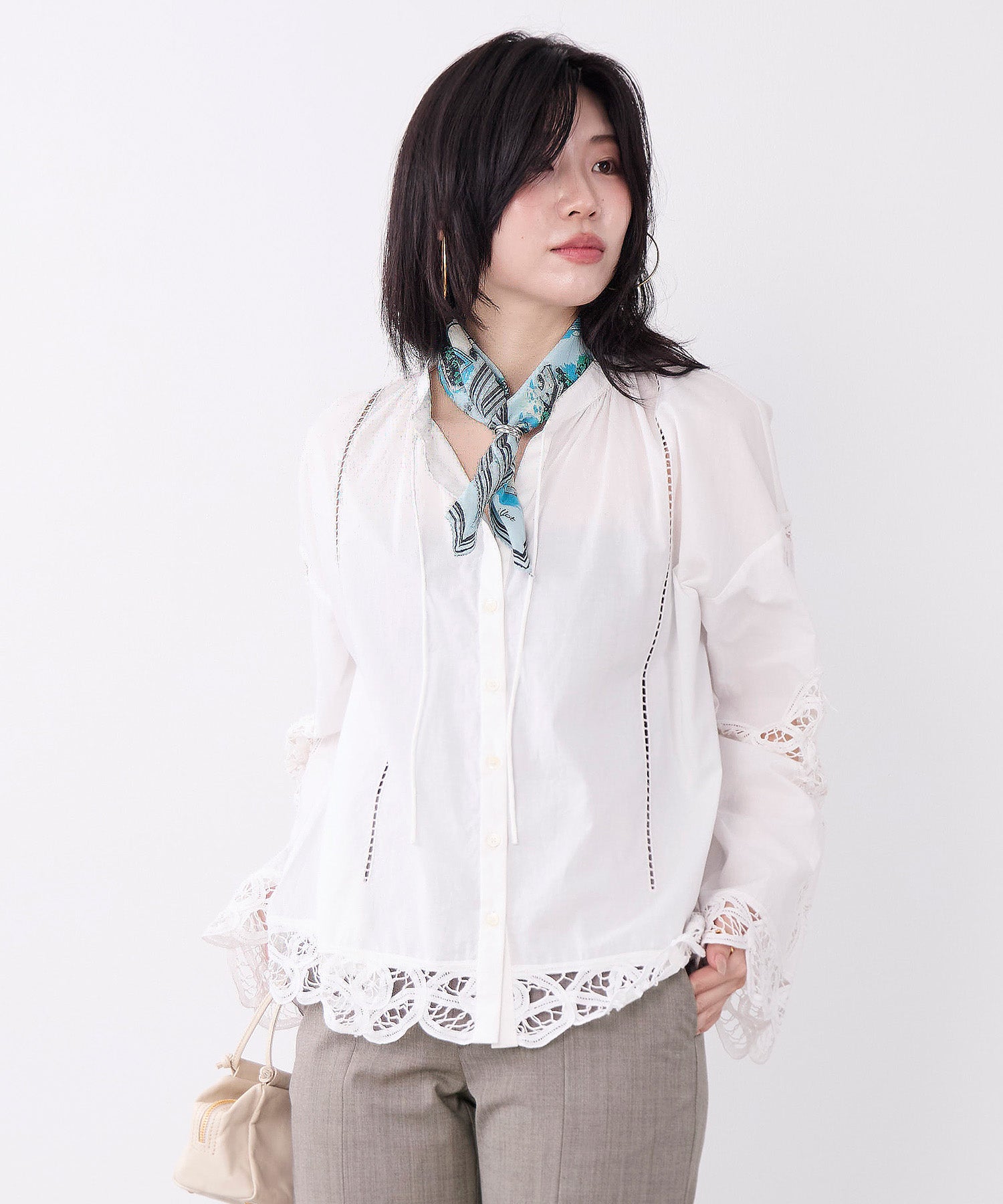 美品✨Reve de MIYACO ミヤコ　アイボリー　総レースブラウス　S 美品✨Reve de MIYACO ミヤコ アイボリー 総レースブラウス S