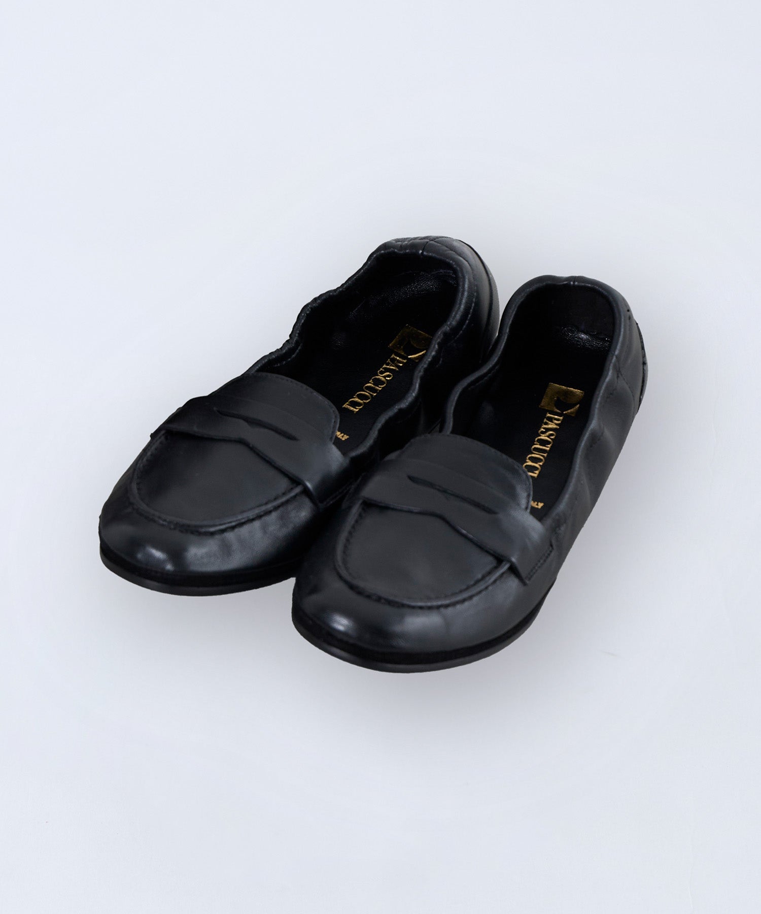 PASCUCCI】ソフトローファー | MICA&DEAL ONLINE STORE