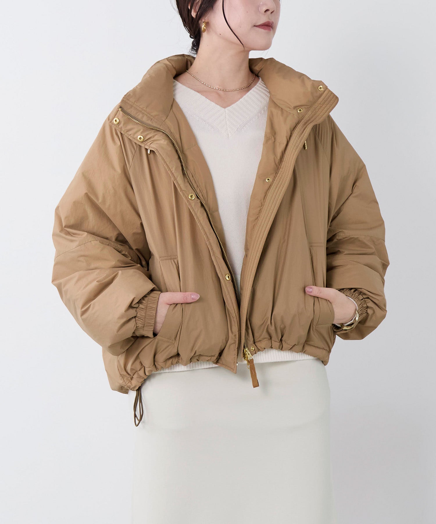 新品未使用✨トゥモローランドデプレ ダウンコート ショート モカベージュ 予約】ショートダウンコート | MICA&DEAL ONLINE STORE