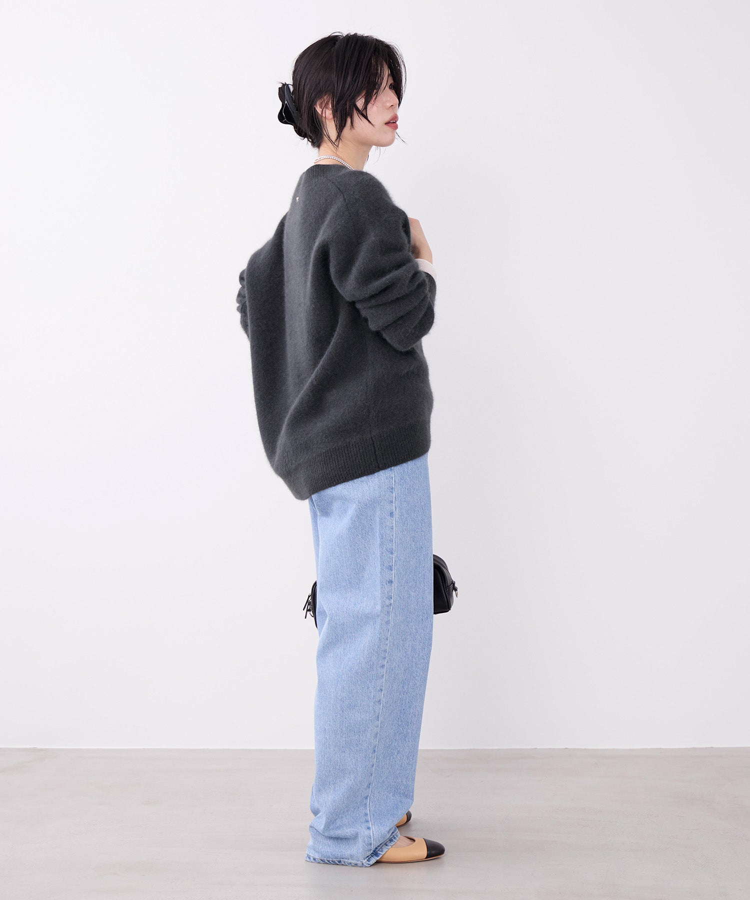 ラクーンデュアルVネックニット | MICA&DEAL ONLINE STORE
