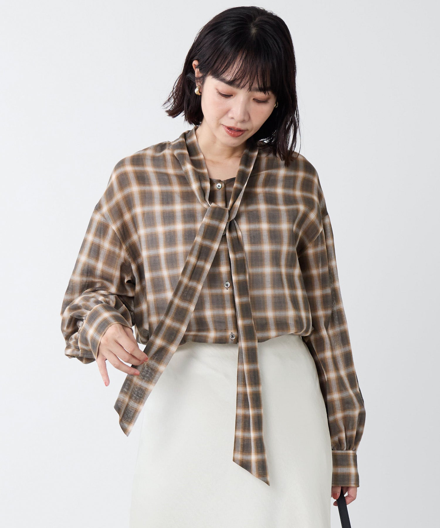 ウールボイルチェックボウタイブラウス | MICA&DEAL ONLINE STORE
