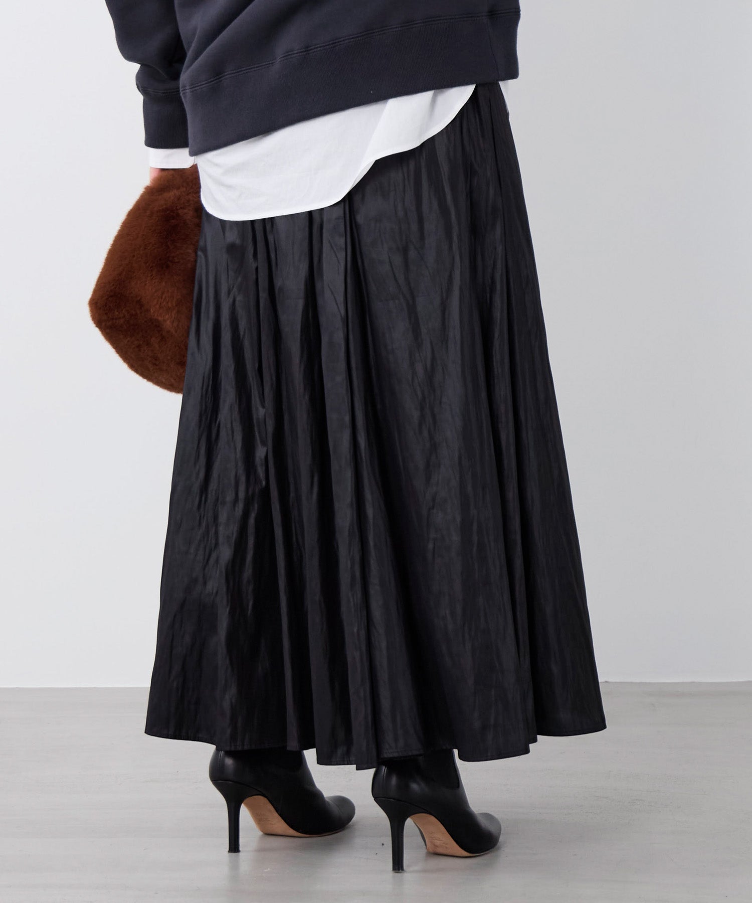 レザーライクロングフレアスカート | MICA&DEAL ONLINE STORE
